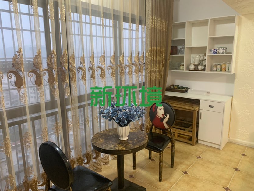冠军二号公馆  1室1厅1卫   28.00万客厅