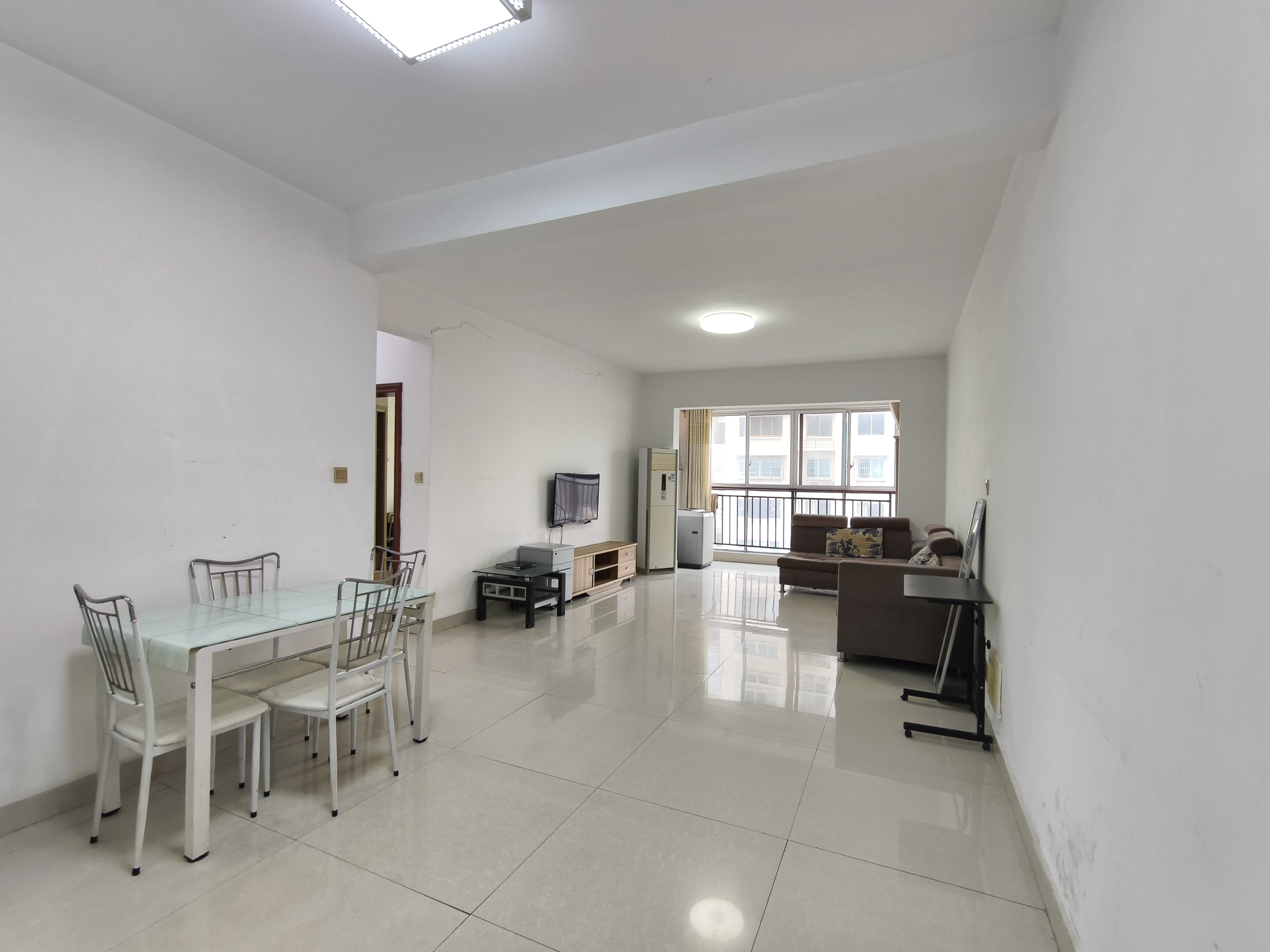 康馨佳园 3室2厅1卫 1600.0元/月 康馨佳园 3室2厅1卫 1600.0元/月户型图