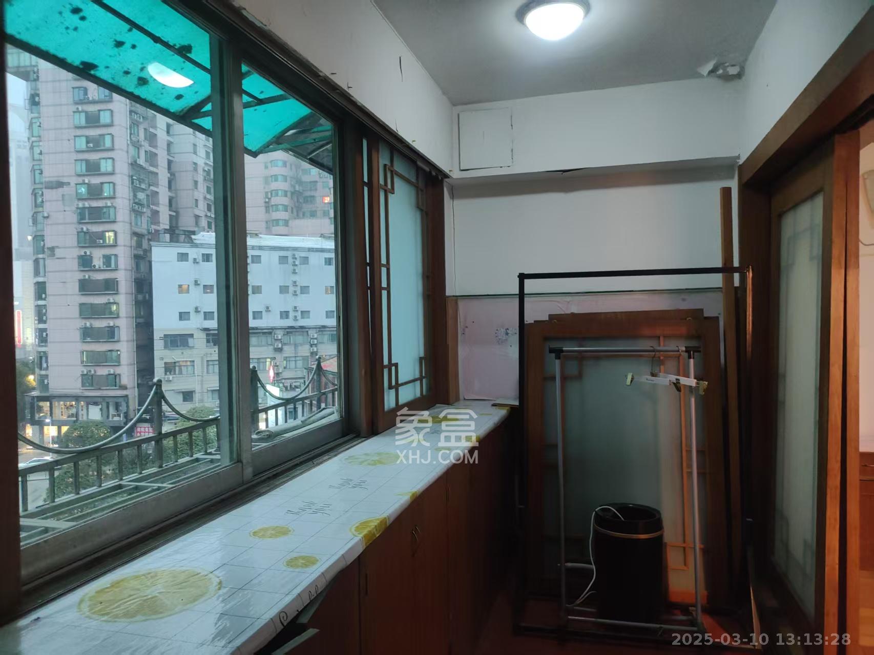 县府坪巷散盘 1室2厅2卫 1900.0元/月 县府坪巷散盘 1室2厅2卫 1900.0元/月室内图