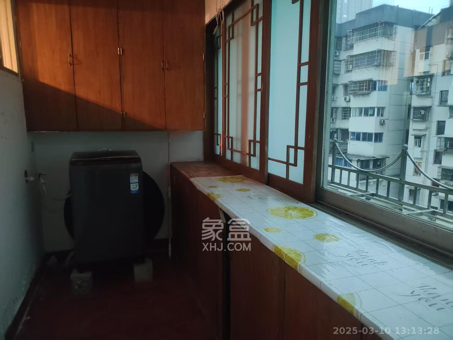 县府坪巷散盘 1室2厅2卫 1900.0元/月 县府坪巷散盘 1室2厅2卫 1900.0元/月室内图