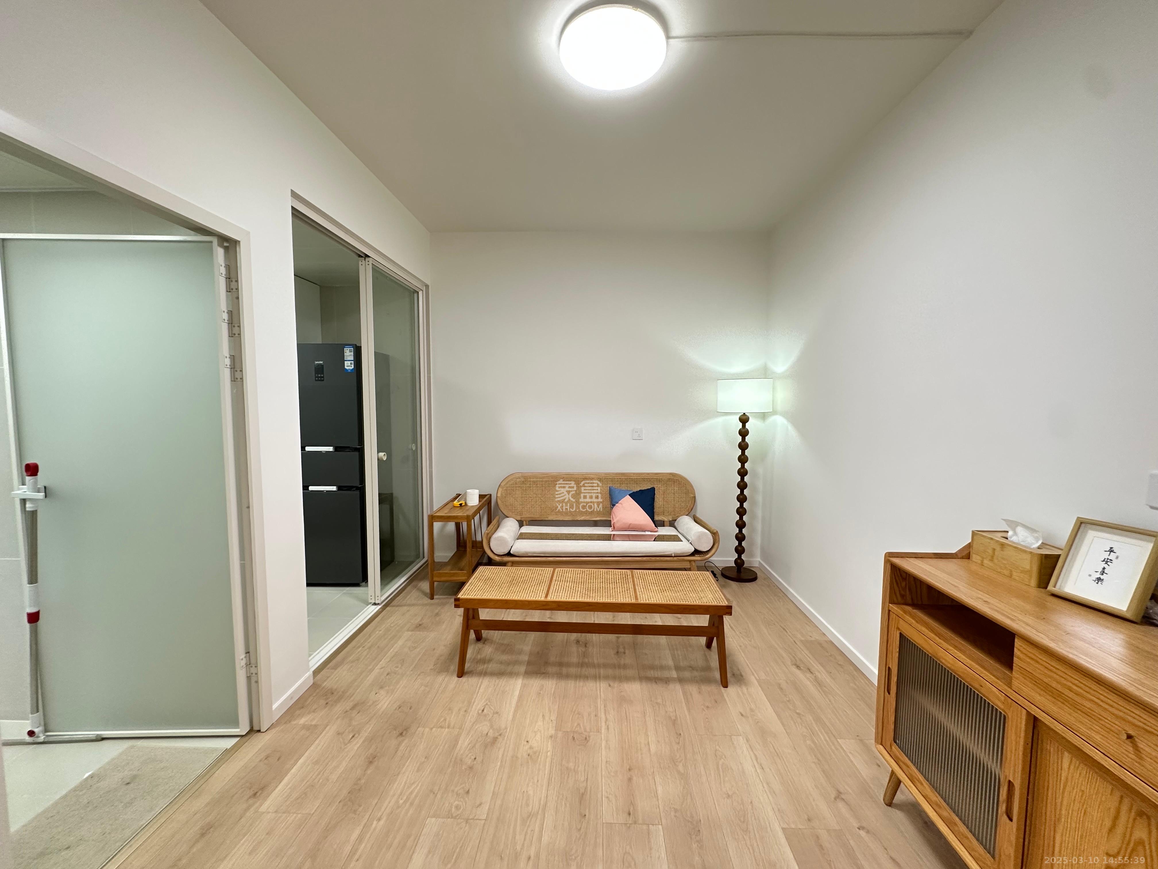 火炬村  1室1厅1卫   2200.00元/月