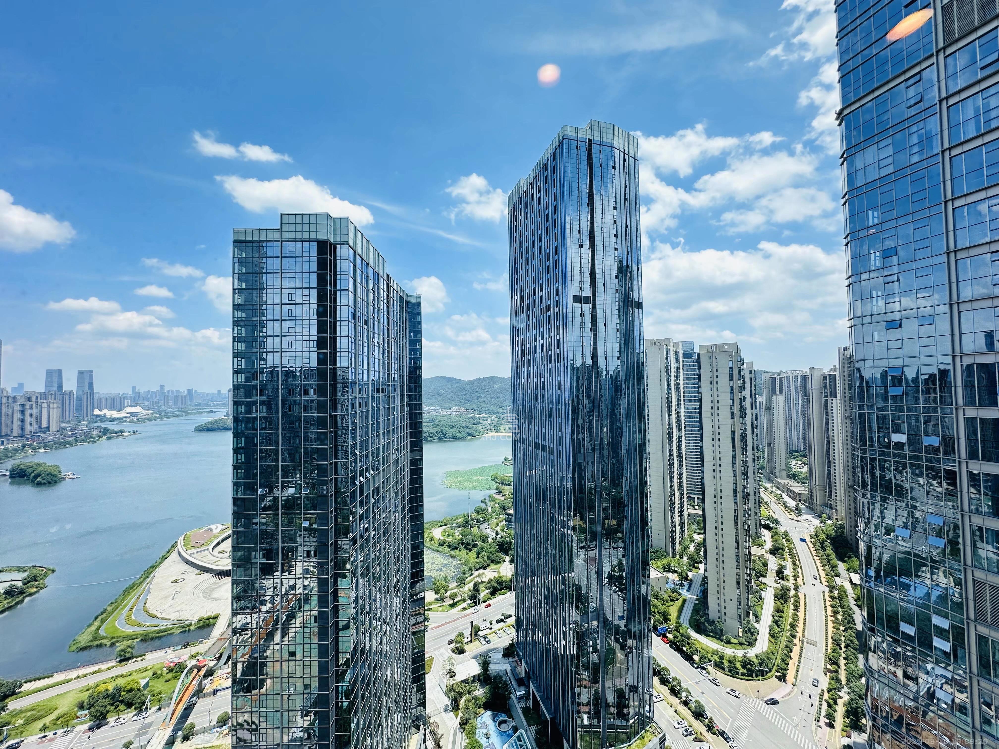 正荣梅溪紫阙台  4室2厅4卫   14000.00元/月室内图
