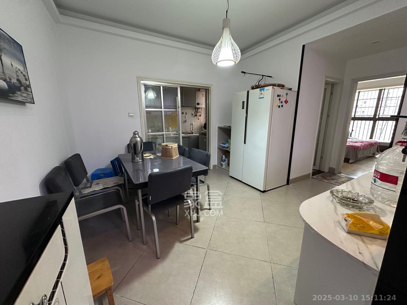 德庆水韵山城 1室1厅1卫 1600.0元/月 德庆水韵山城 1室1厅1卫 1600.0元/月室内图