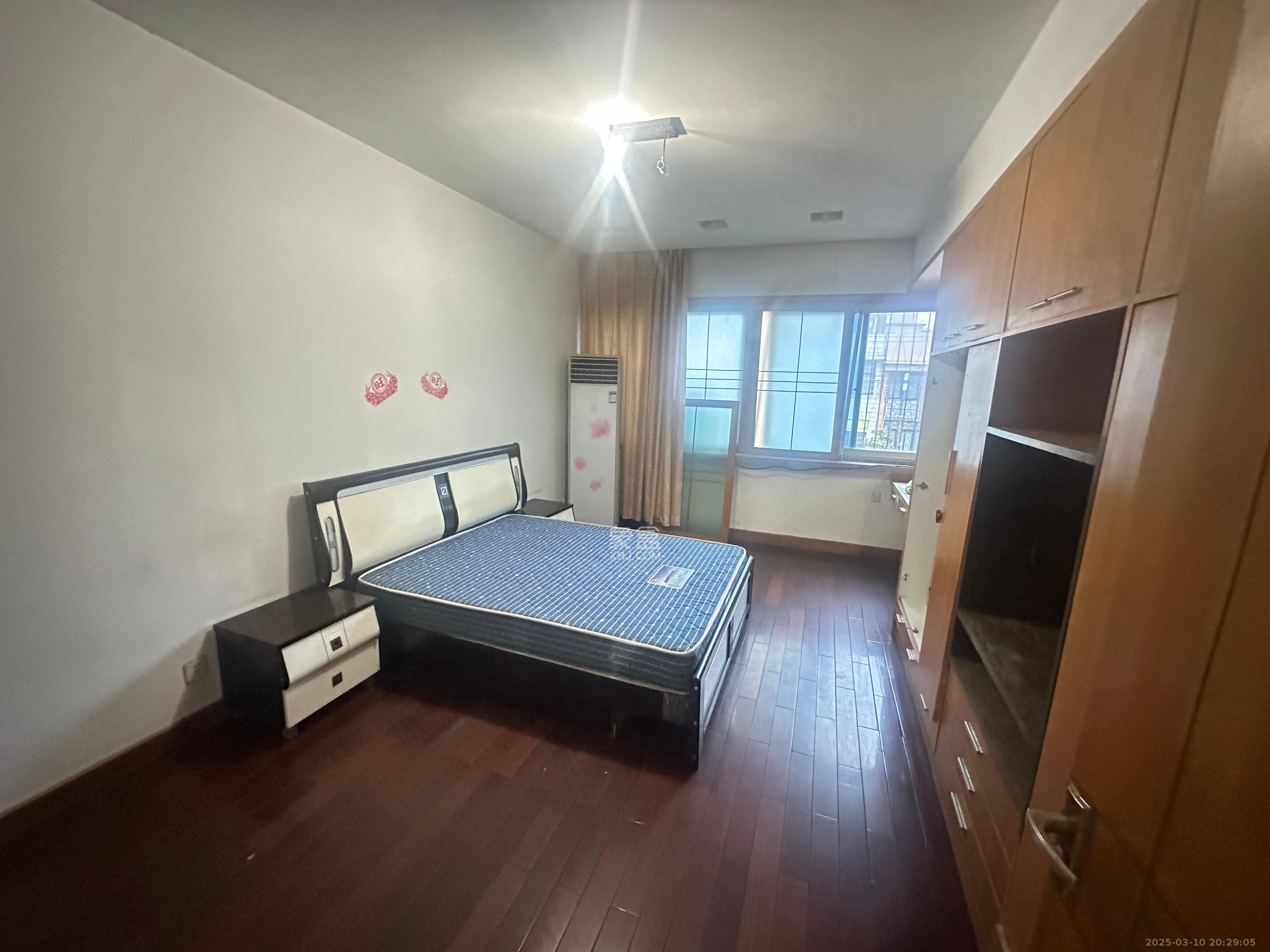 窑塘新村 1室0厅0卫 2000.0元/月 窑塘新村 1室0厅0卫 2000.0元/月室内图