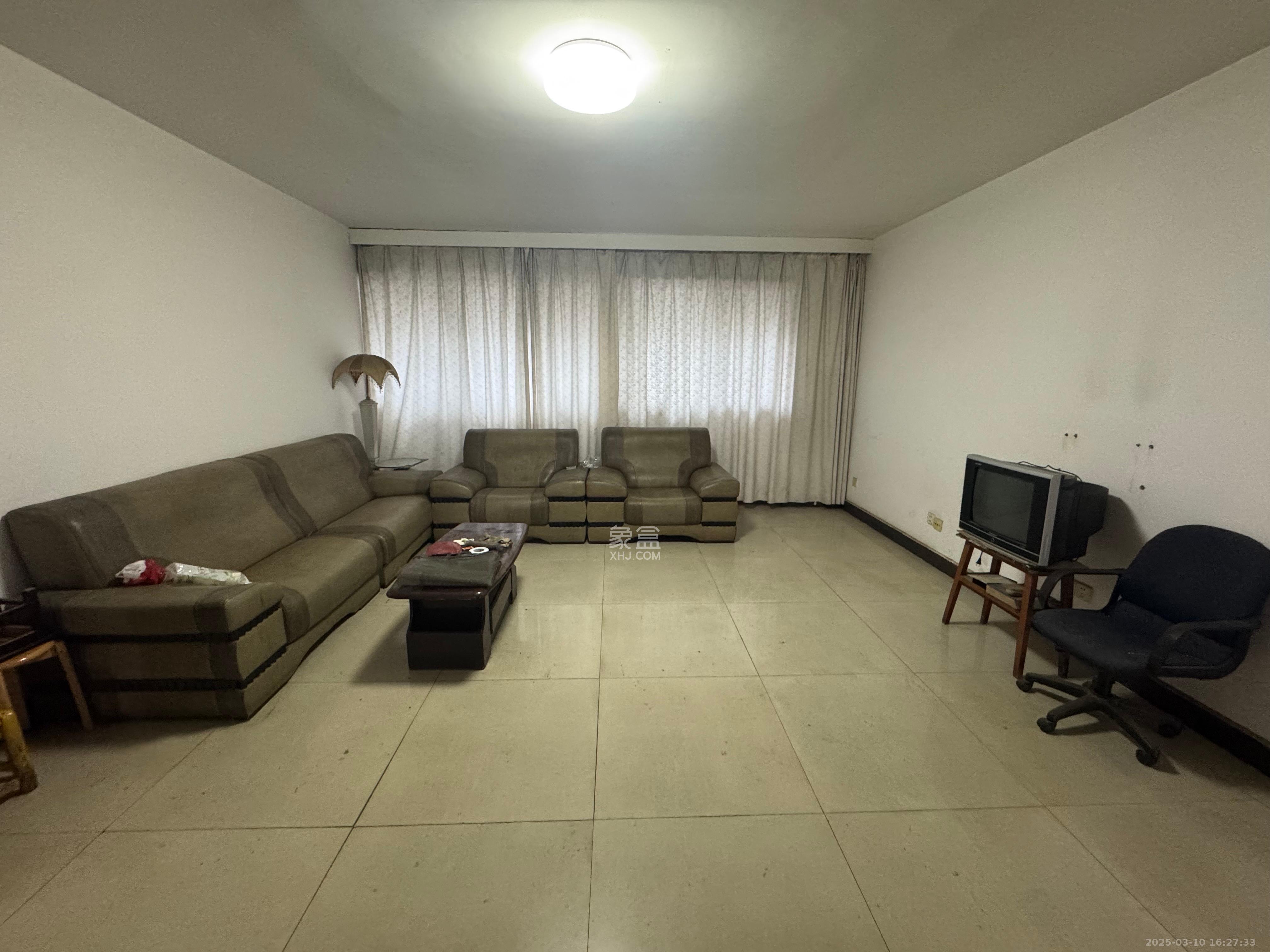 长沙机床厂宿舍 3室2厅1卫 1500.0元/月 长沙机床厂宿舍 3室2厅1卫 1500.0元/月室内图