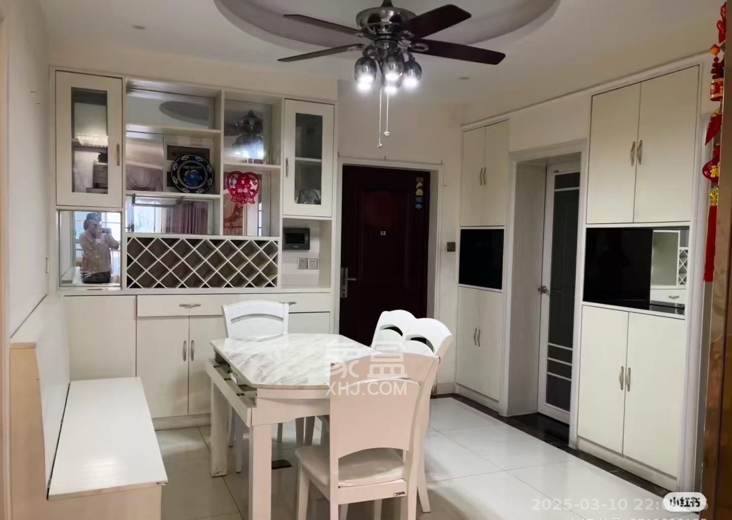 世茂铂翠湾二期 3室1厅1卫 3000.0元/月 世茂铂翠湾二期 3室1厅1卫 3000.0元/月室内图