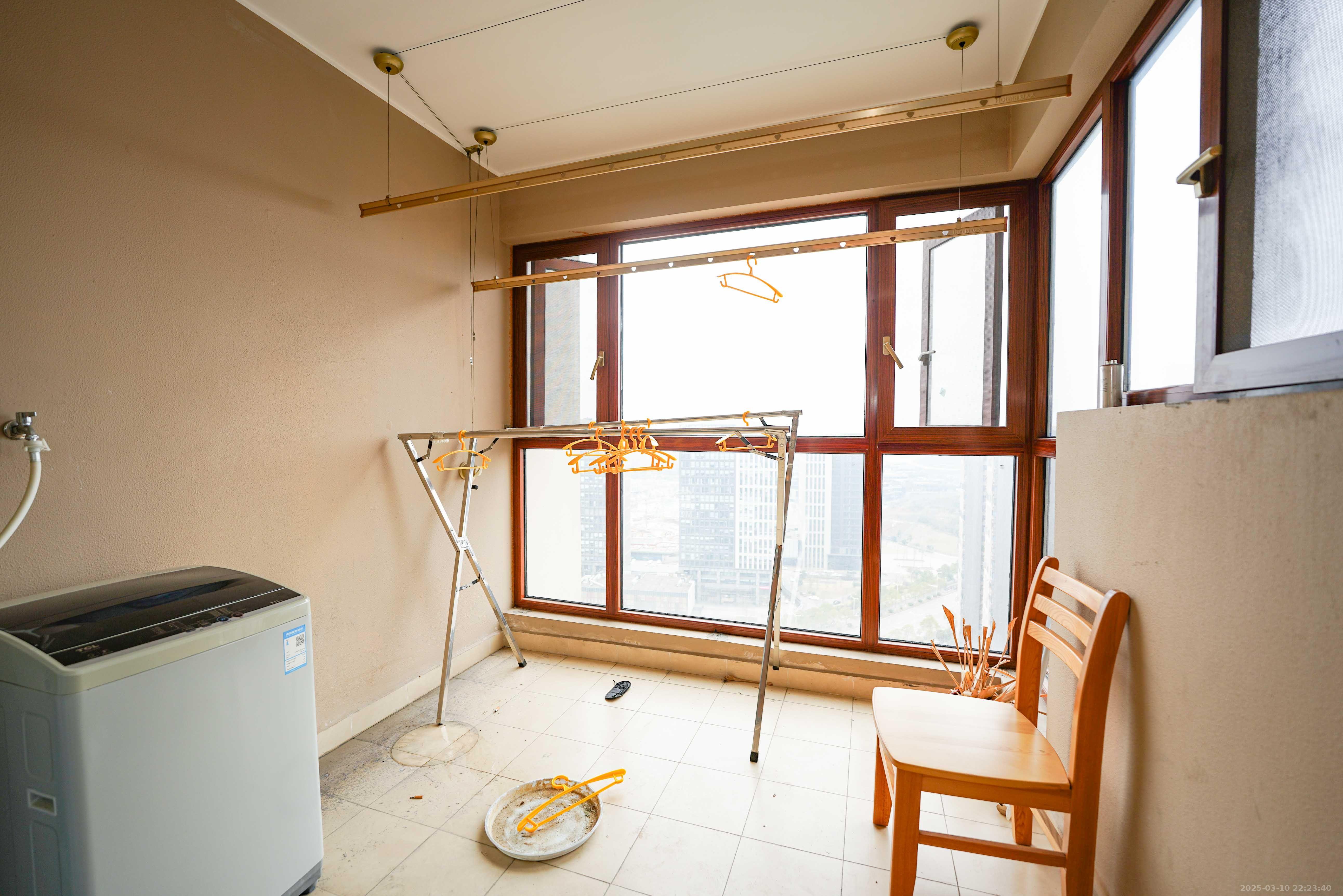 汇金城/嘉华城(二期、三期) 3室2厅2卫 2600.0元/月 汇金城/嘉华城(二期、三期) 3室2厅2卫 2600.0元/月室内图