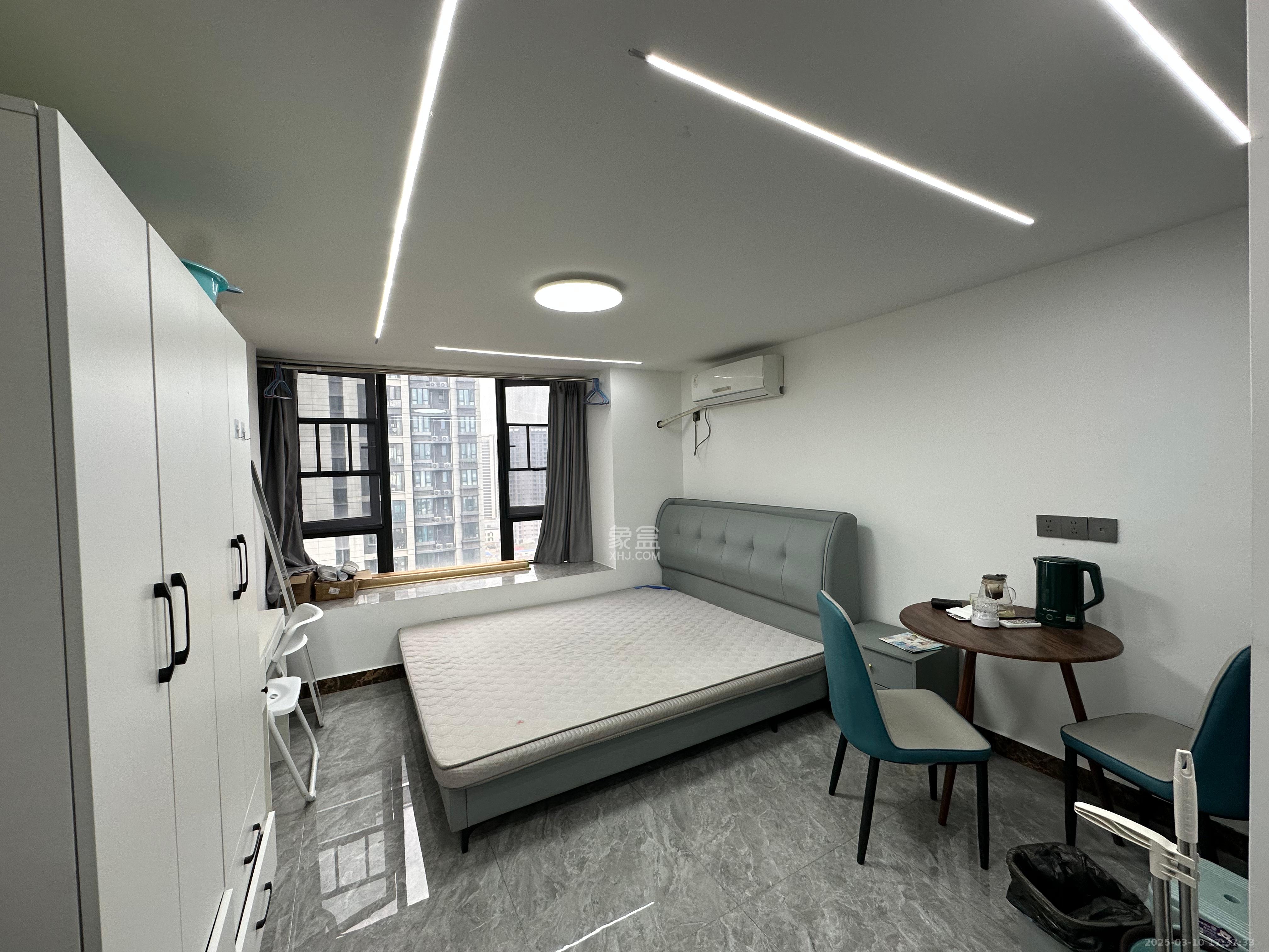 映客龙湖璟翠公馆（映客龙湖璟翠中心）   41.0㎡      1350.0元/月室内图