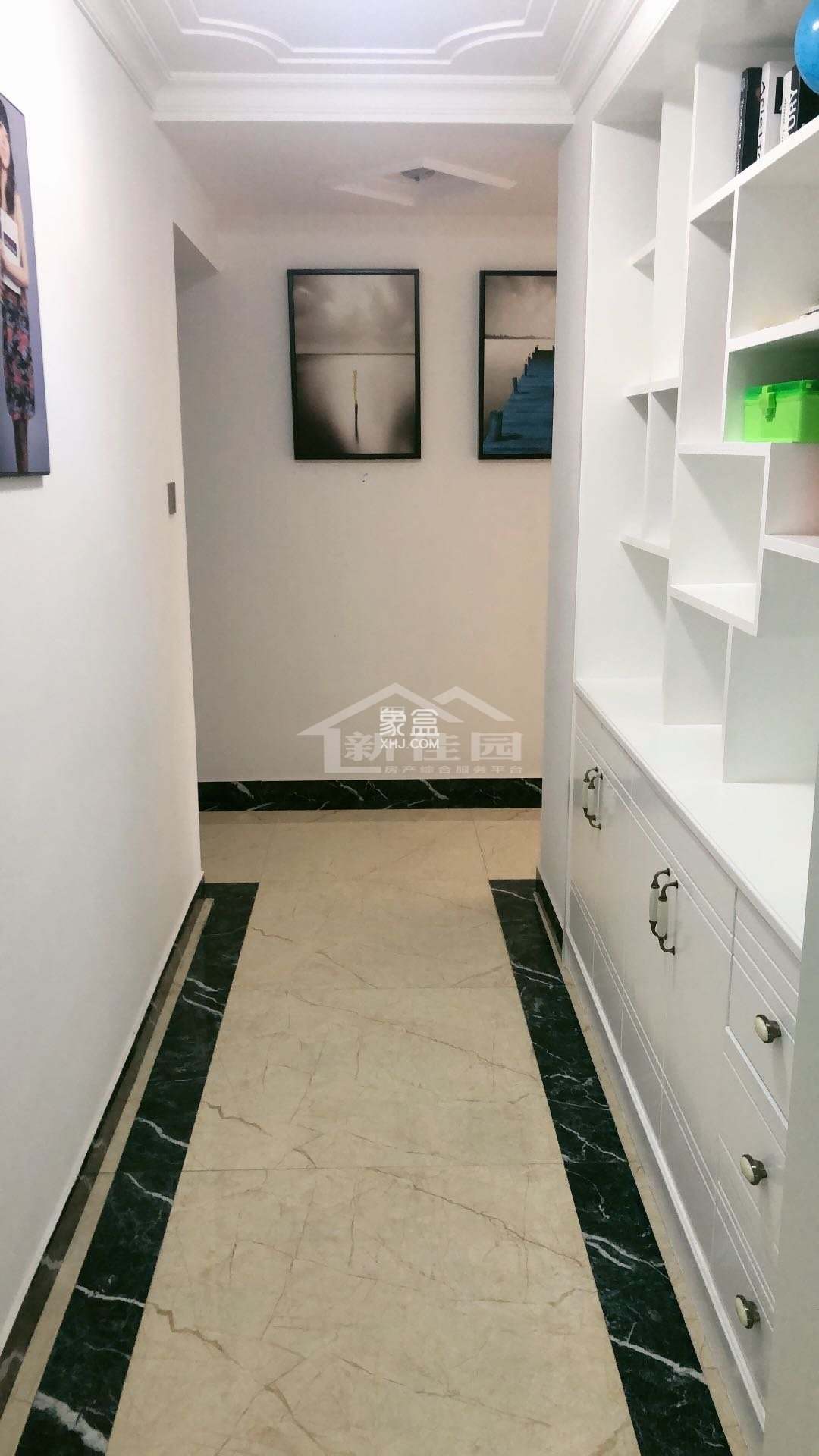 冠军一号公馆 3室2厅1卫 56.80万 冠军一号公馆 3室2厅1卫 56.80万客厅