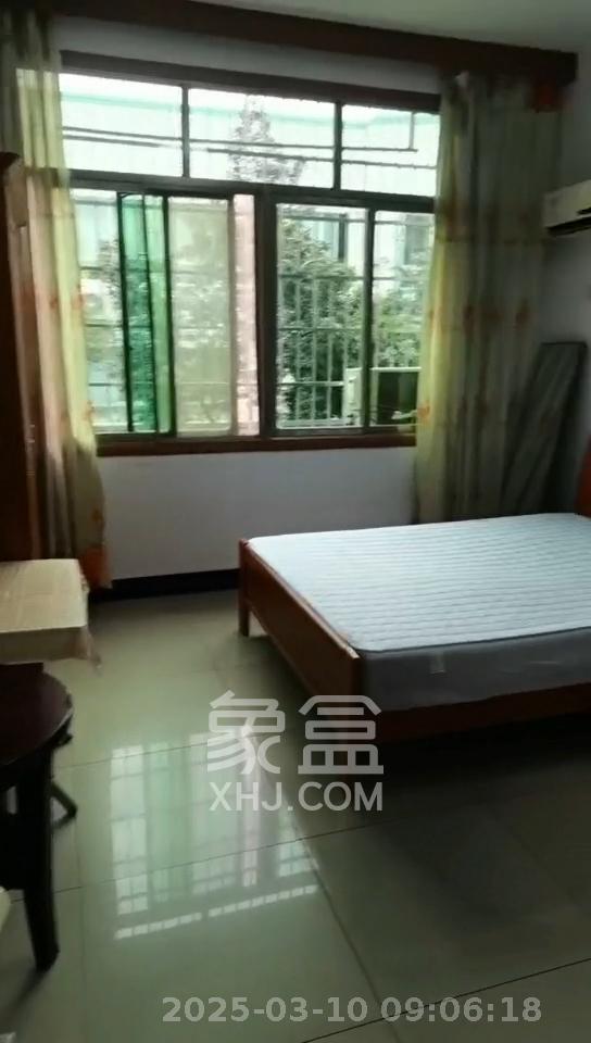 柏家塘小区 1室0厅0卫 850.0元/月 柏家塘小区 1室0厅0卫 850.0元/月室内图