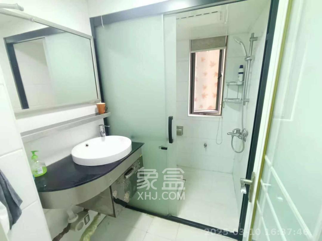 旭辉藏郡（藏郡、旭湘华府)  3室2厅2卫   2200.00元/月室内图