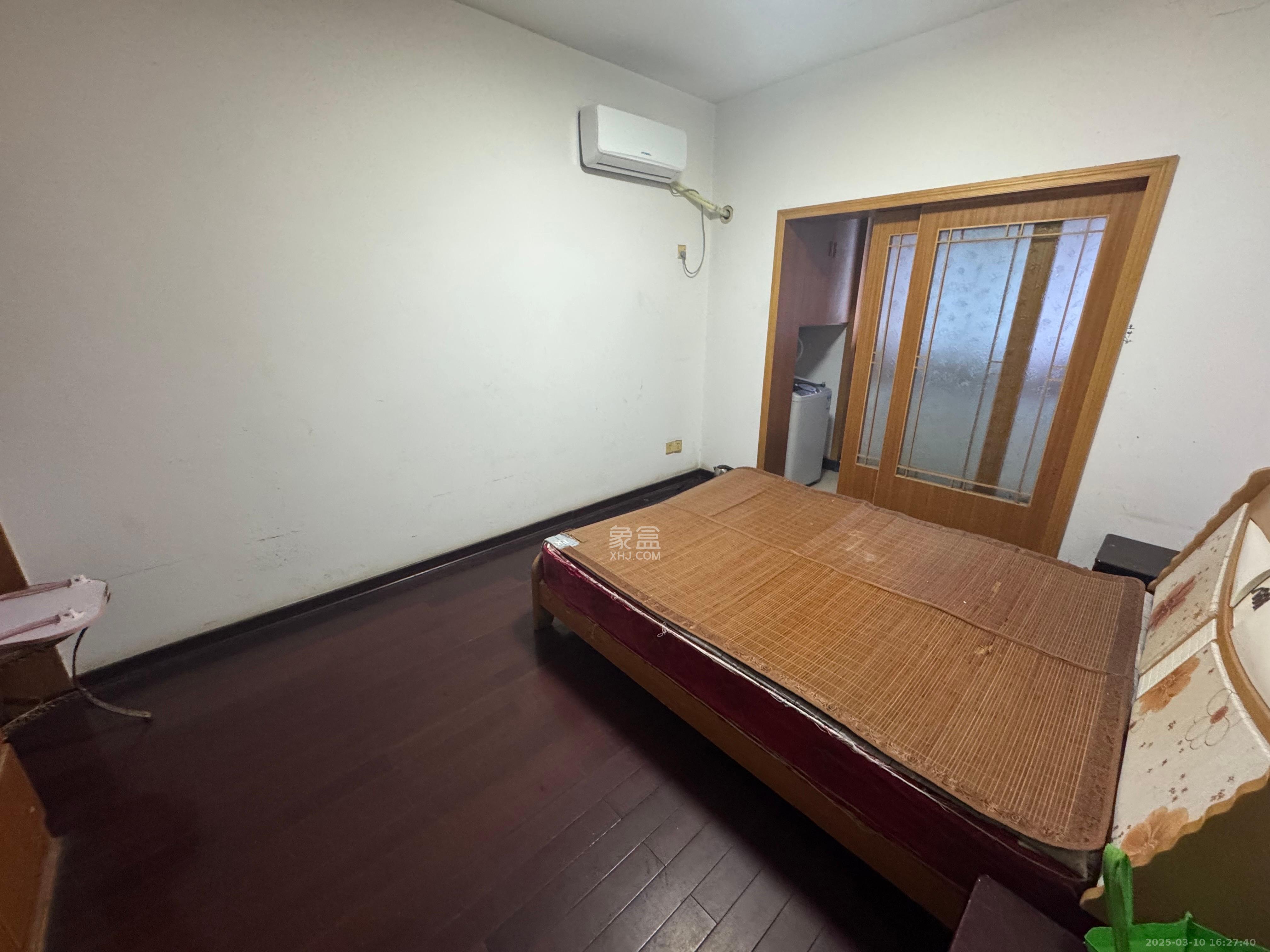 长沙机床厂宿舍 3室2厅1卫 1500.0元/月 长沙机床厂宿舍 3室2厅1卫 1500.0元/月室内图