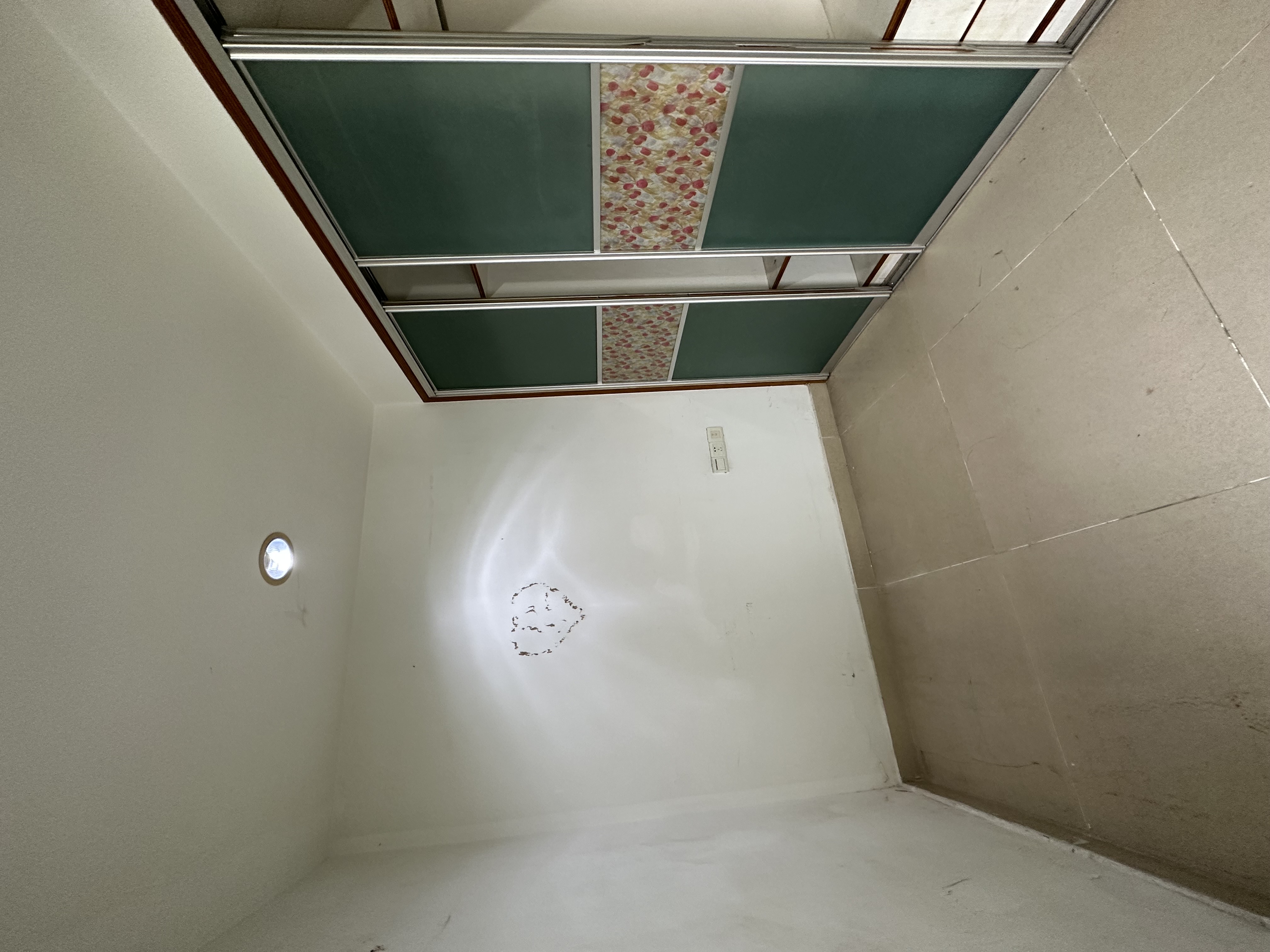 蓝天丽城 2室1厅1卫 80.0万 蓝天丽城 2室1厅1卫 80.0万客厅