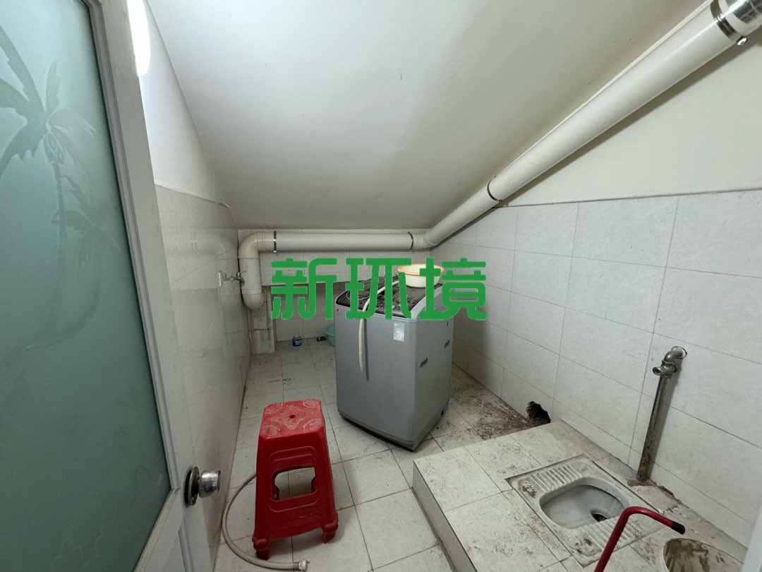 五金建材市场二期 6室2厅3卫 65.8万 五金建材市场二期 6室2厅3卫 65.8万室内图