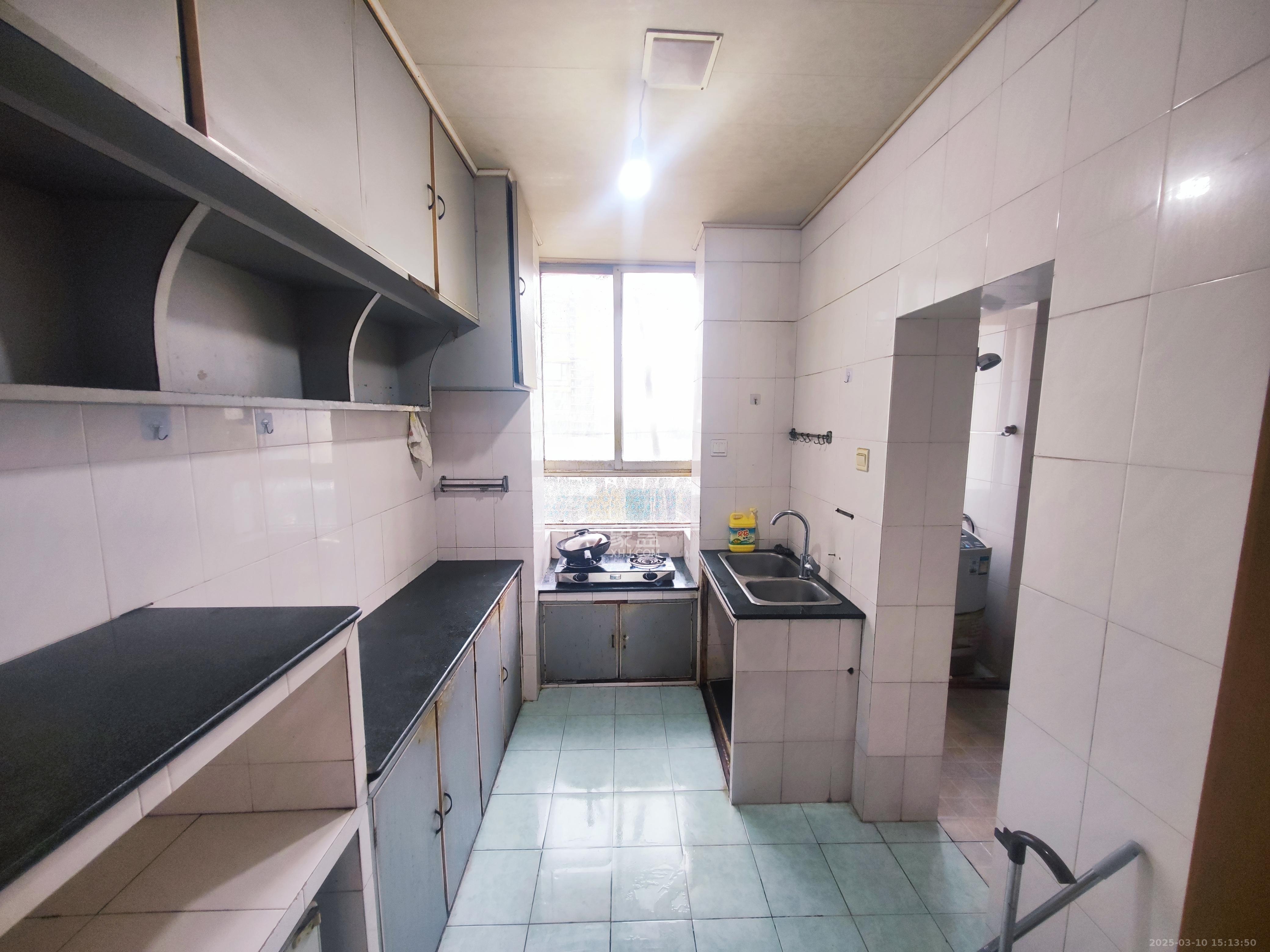 省卫生厅宿舍 3室2厅1卫 2000.0元/月 省卫生厅宿舍 3室2厅1卫 2000.0元/月室内图