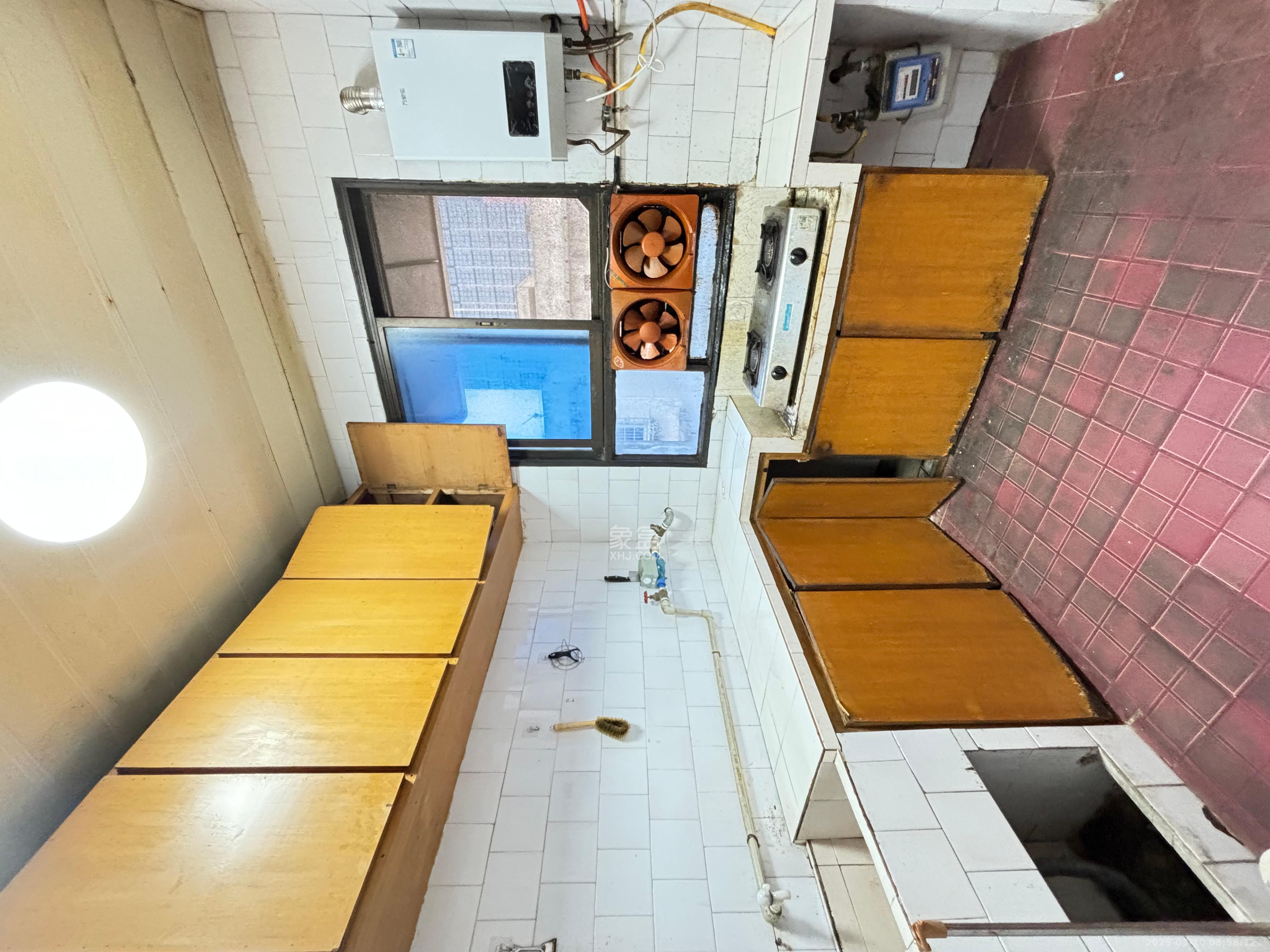 湖南师大张公岭校区宿舍  1室2厅1卫   1100.00元/月室内图
