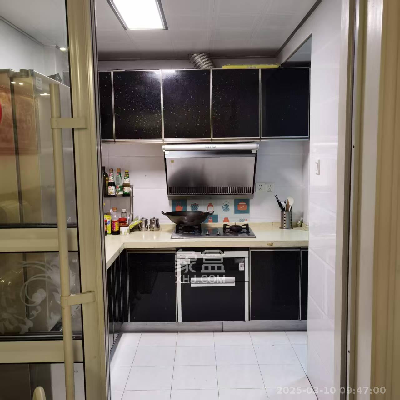 华润橡树湾 3室2厅1卫 2200.0元/月 华润橡树湾 3室2厅1卫 2200.0元/月室内图