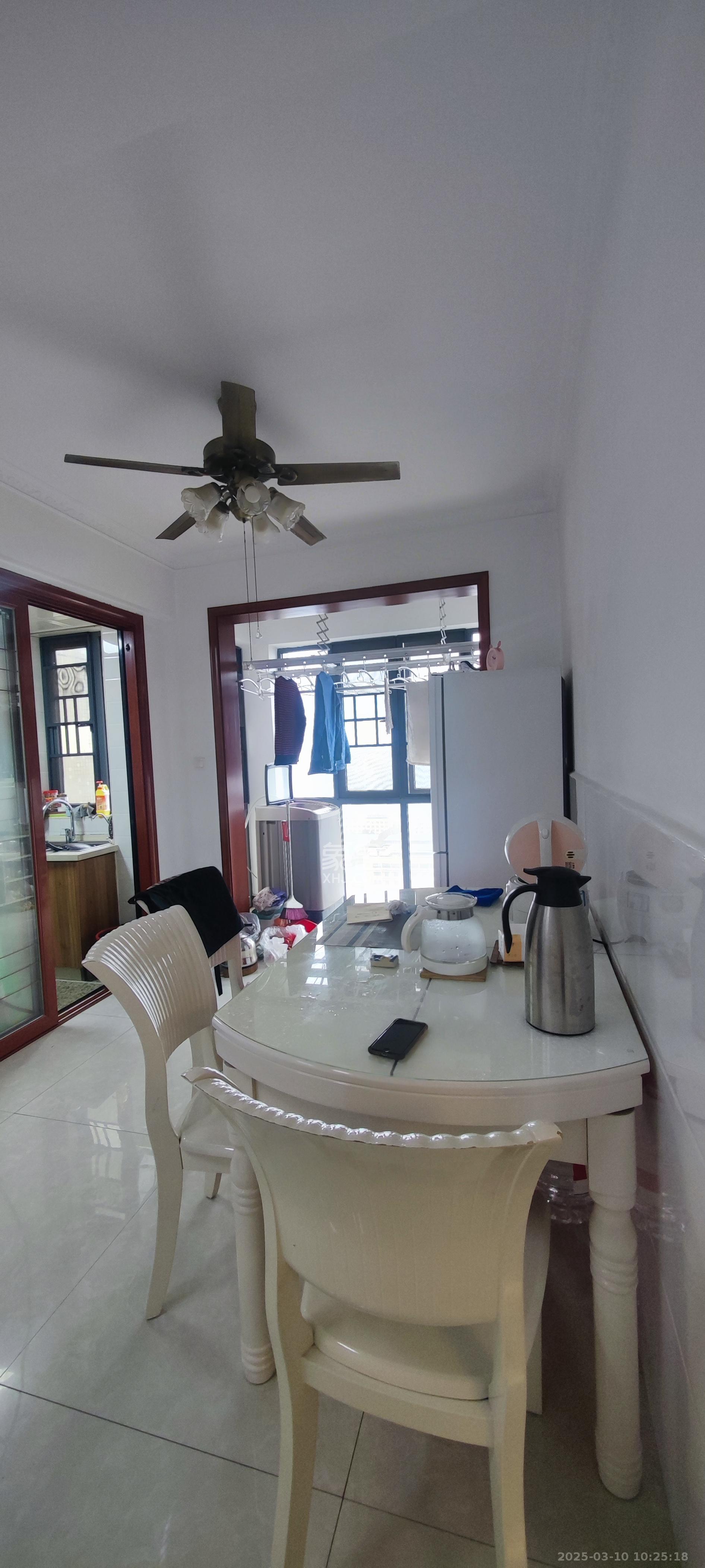 光明城市(星辰青年城) 3室2厅2卫 2200.0元/月 光明城市(星辰青年城) 3室2厅2卫 2200.0元/月室内图