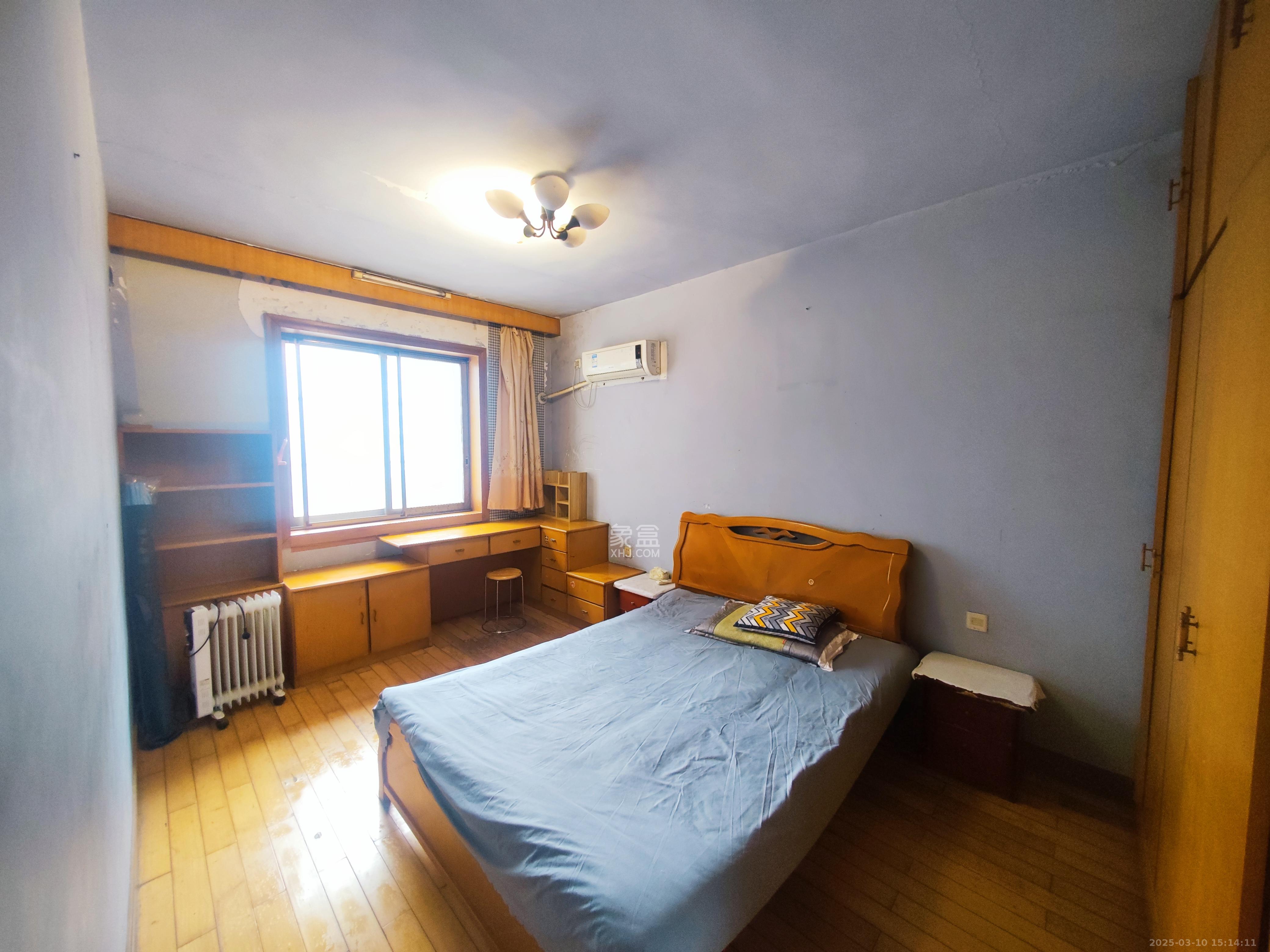 省卫生厅宿舍 3室2厅1卫 2000.0元/月 省卫生厅宿舍 3室2厅1卫 2000.0元/月室内图