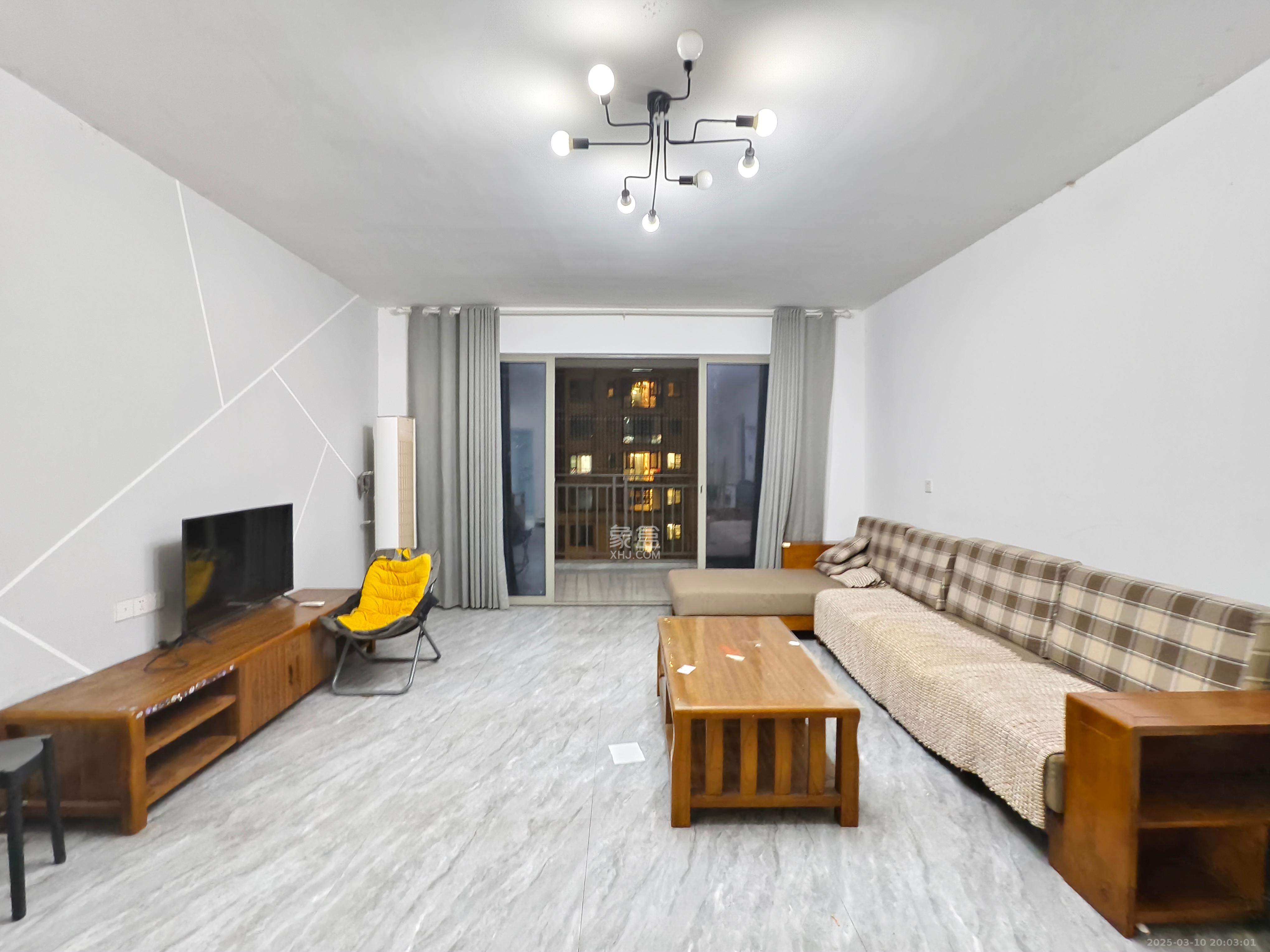 梅溪湖金茂湾 4室2厅2卫 3400.0元/月 梅溪湖金茂湾 4室2厅2卫 3400.0元/月室内图