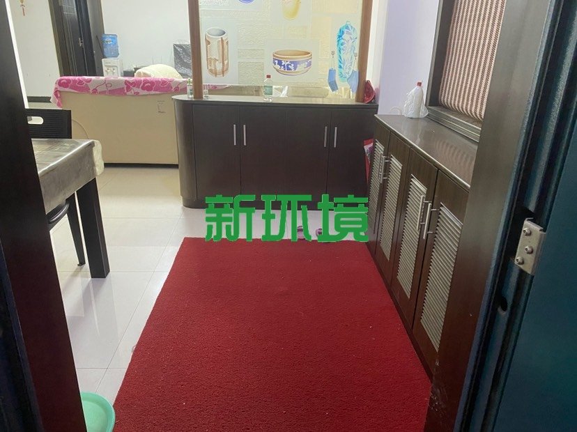欣业家园  3室2厅2卫   58.00万客厅