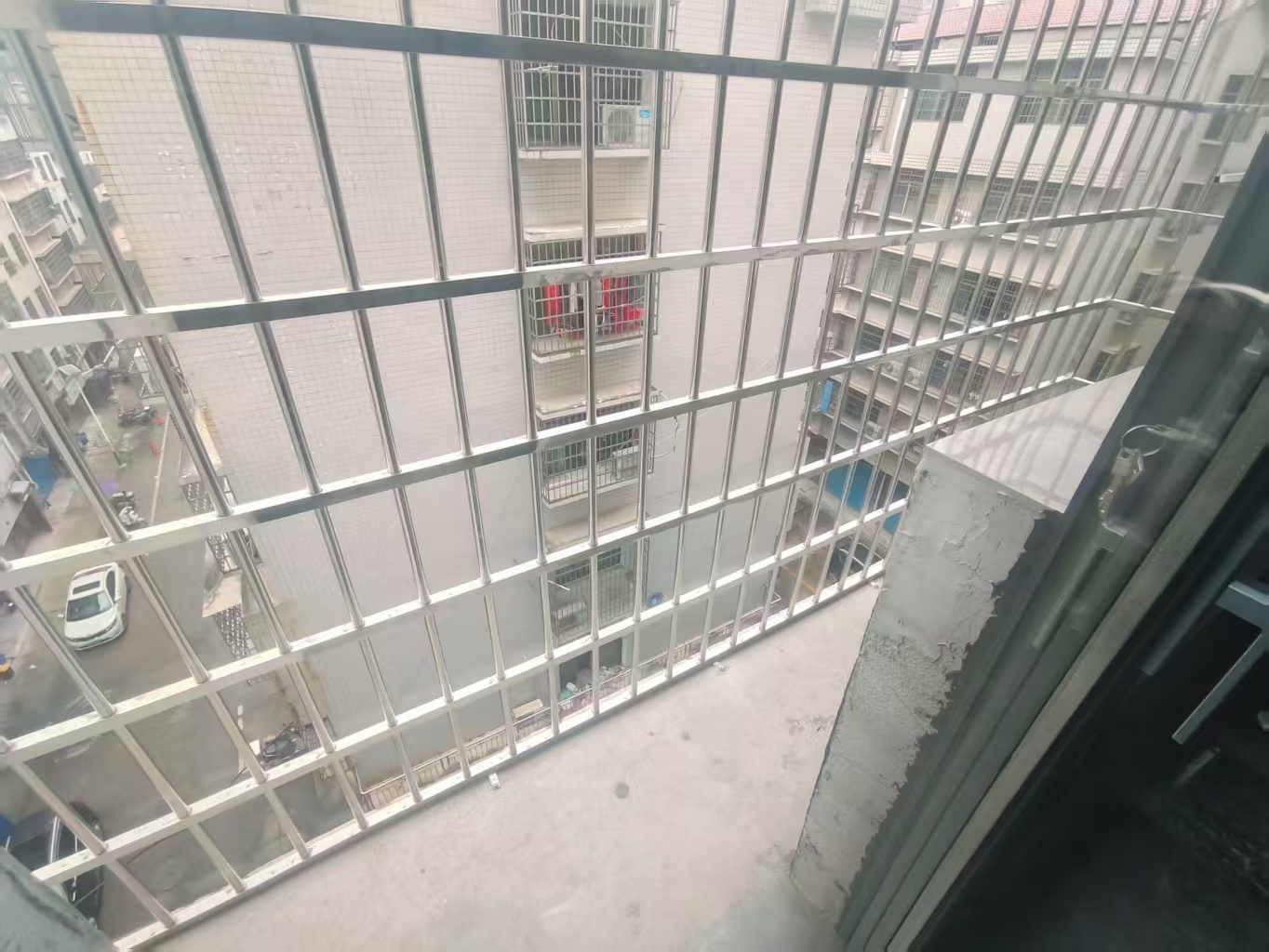 罗家小区西区 1室1厅1卫 800.0元/月 罗家小区西区 1室1厅1卫 800.0元/月室内图