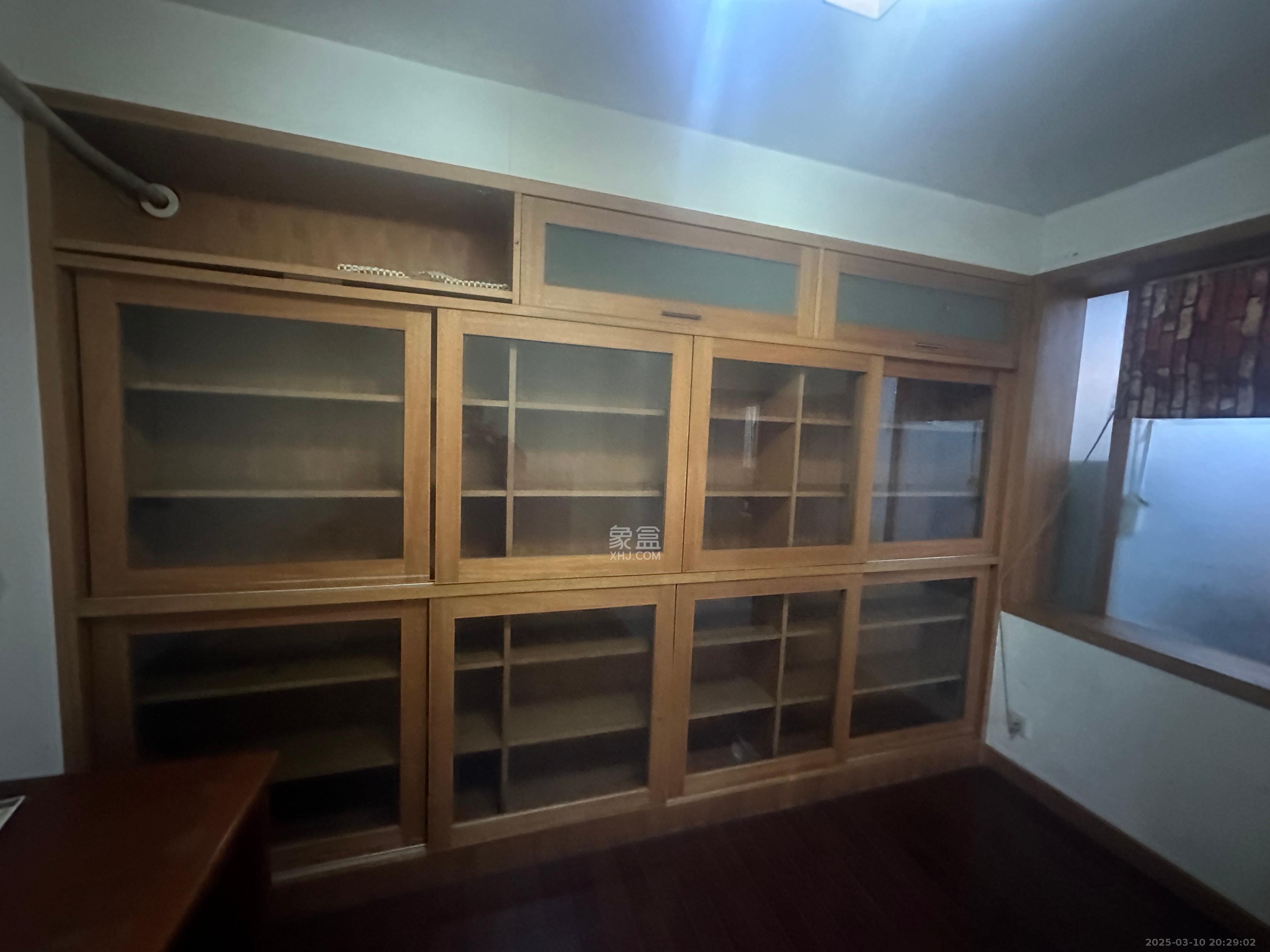 窑塘新村 1室0厅0卫 2000.0元/月 窑塘新村 1室0厅0卫 2000.0元/月室内图