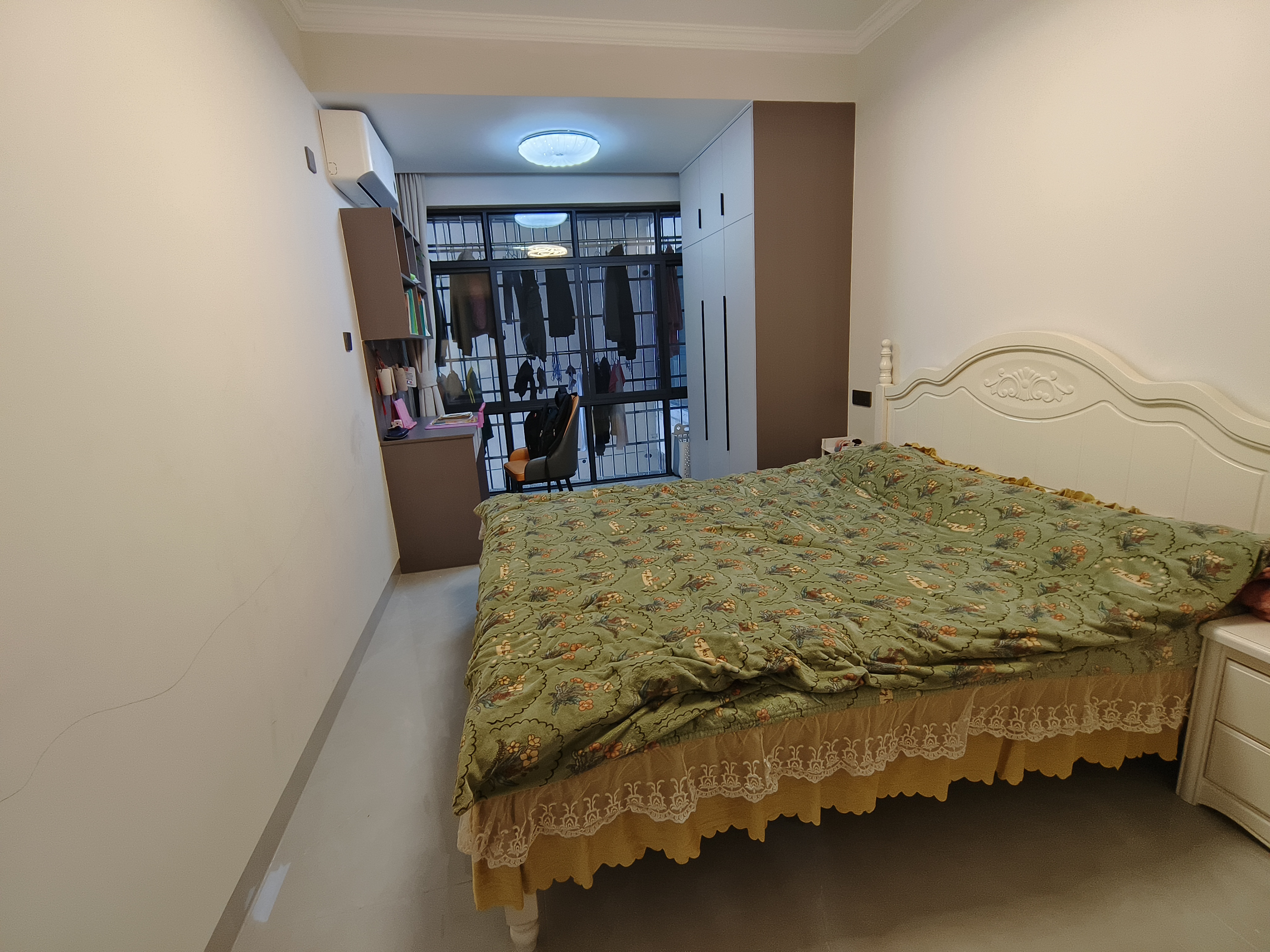 涟邵北苑 4室2厅2卫 92.8万 涟邵北苑 4室2厅2卫 92.8万客厅