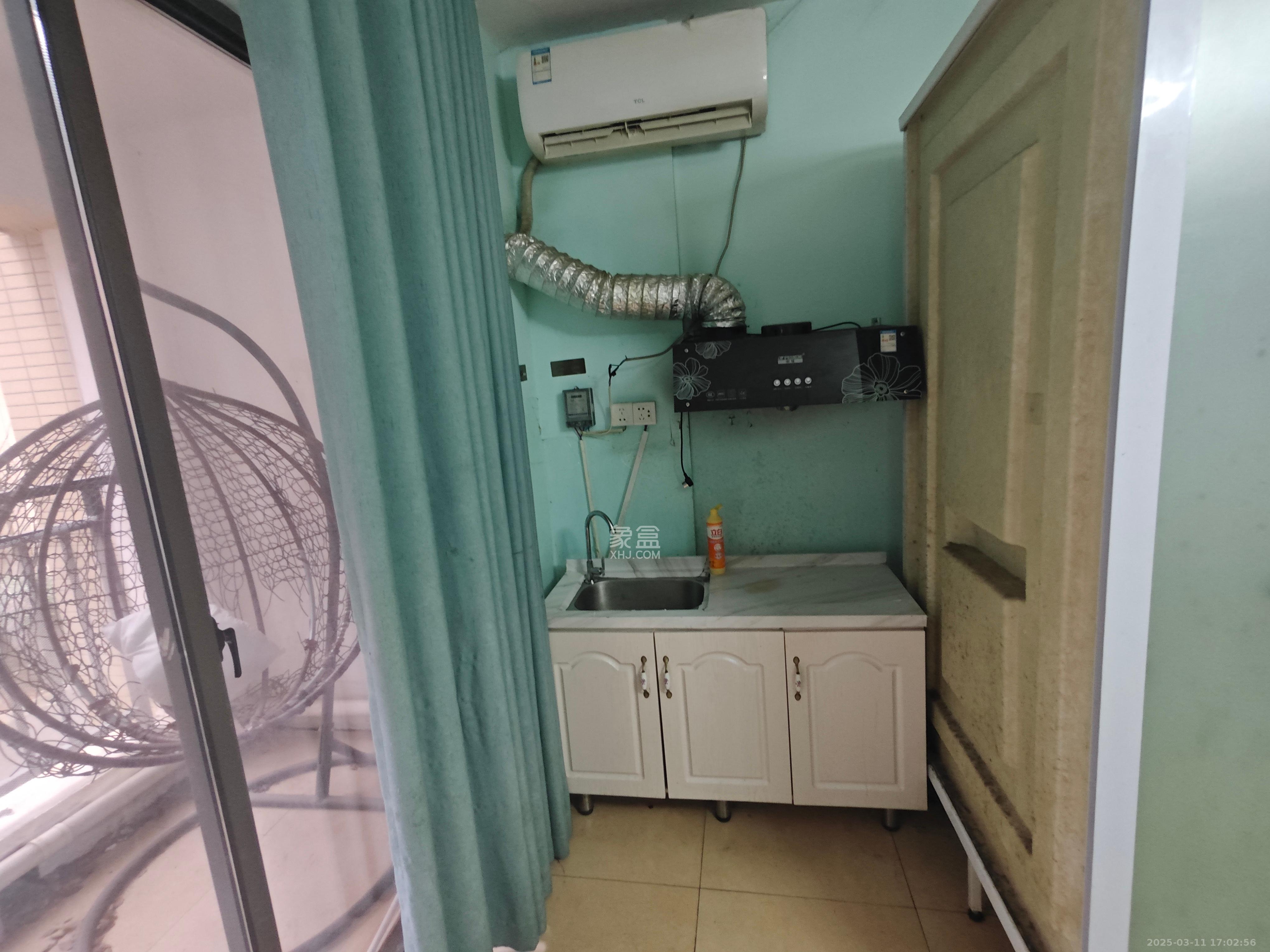 润屋美院 1室1厅1卫 1300.0元/月 润屋美院 1室1厅1卫 1300.0元/月室内图