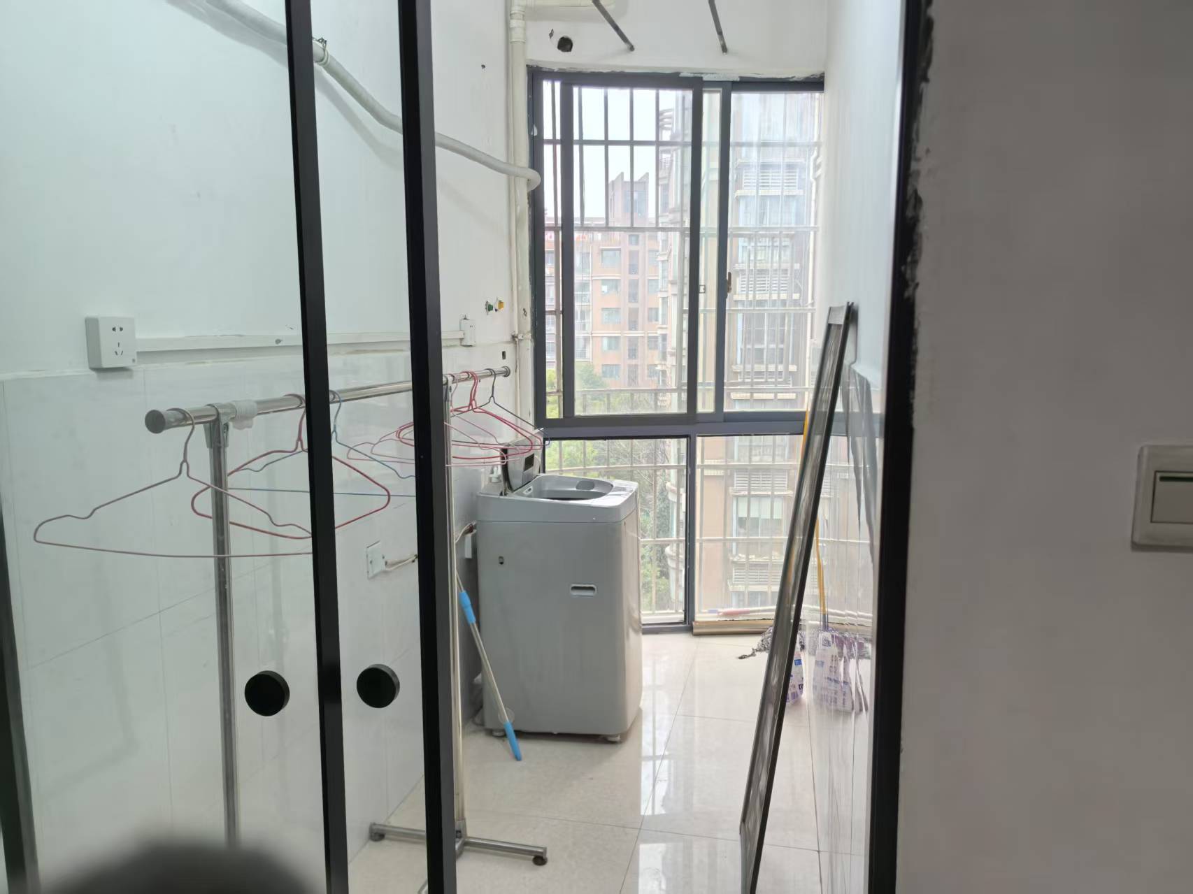 尚书房 2室1厅1卫 1200.0元/月 尚书房 2室1厅1卫 1200.0元/月室内图