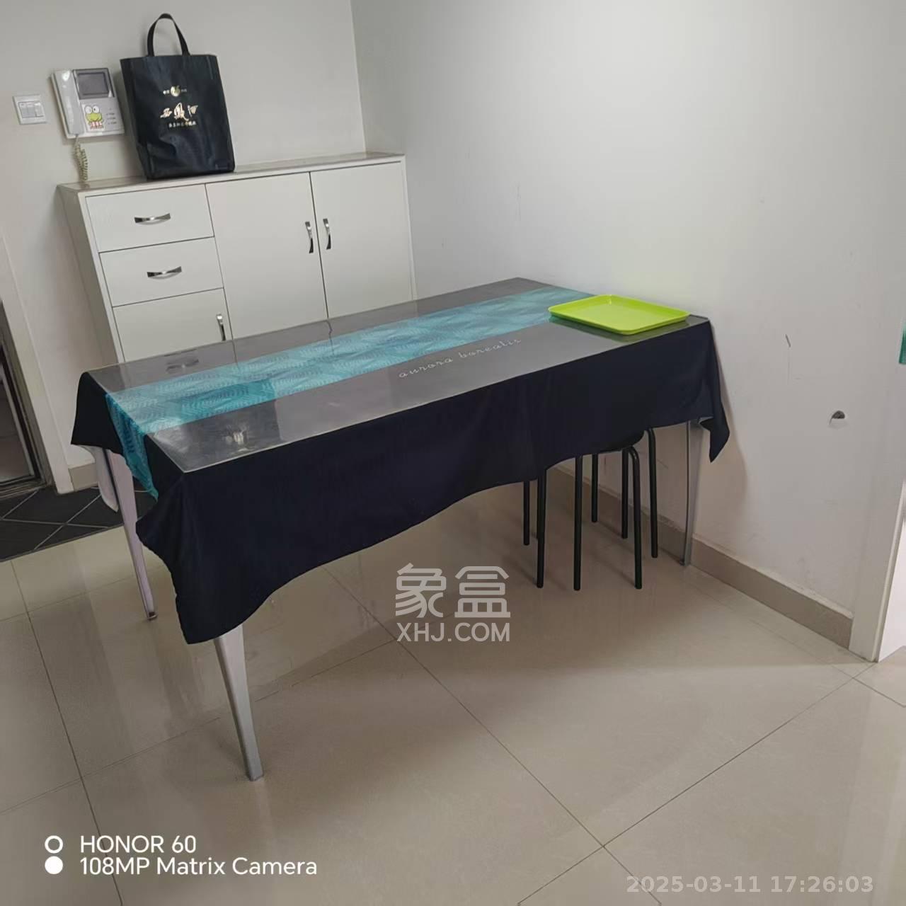 怡海星城 2室2厅1卫 1700.0元/月 怡海星城 2室2厅1卫 1700.0元/月室内图