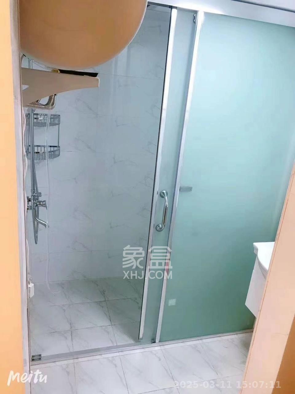 云集国际 1室0厅1卫 1100.0元/月 云集国际 1室0厅1卫 1100.0元/月室内图