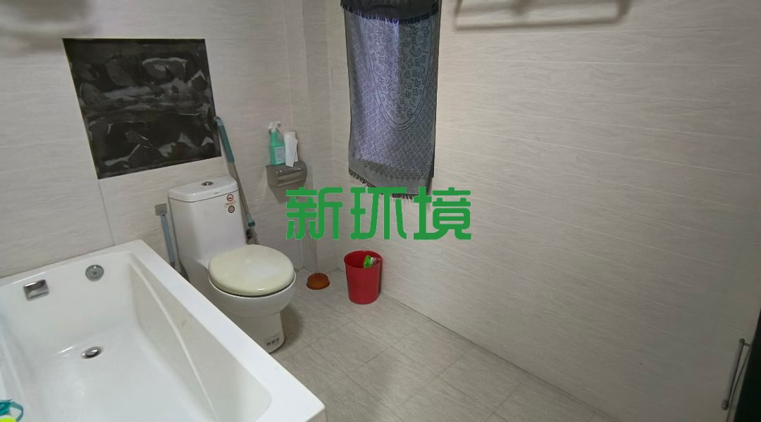 维港十字街  4室2厅2卫   71.80万客厅