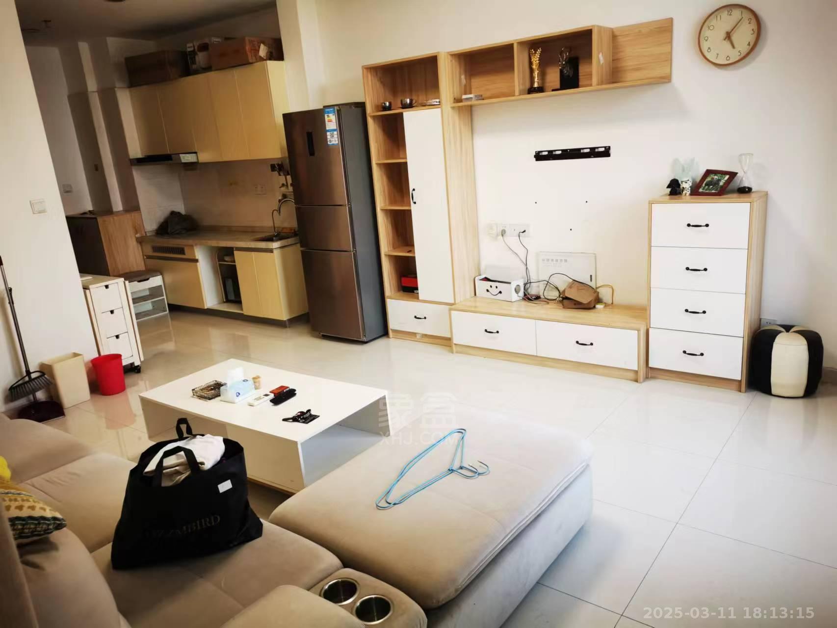 碧桂园 1室1厅1卫 1200.0元/月 碧桂园 1室1厅1卫 1200.0元/月室内图