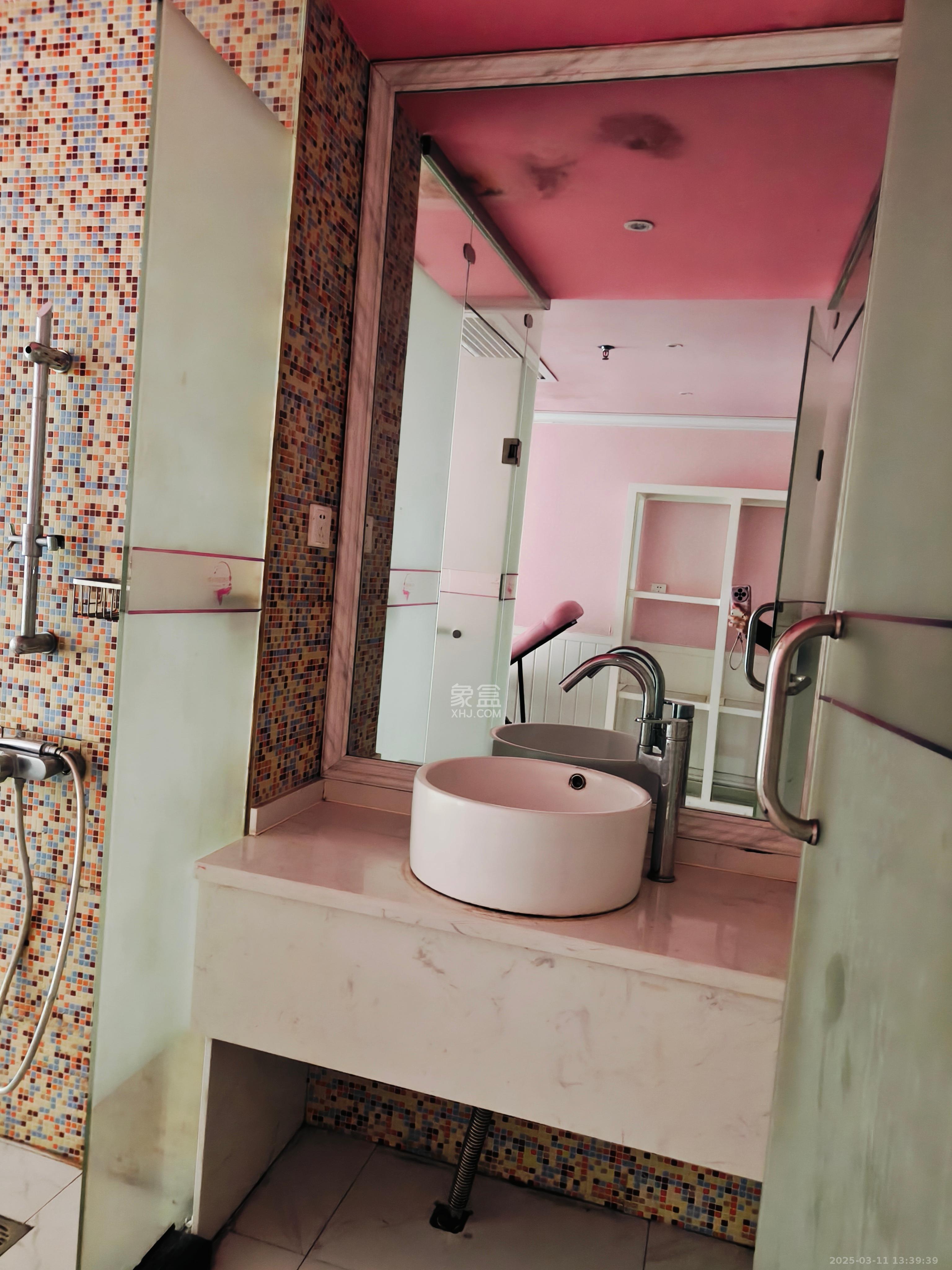 御溪国际 1室1厅1卫 1200.0元/月 御溪国际 1室1厅1卫 1200.0元/月室内图