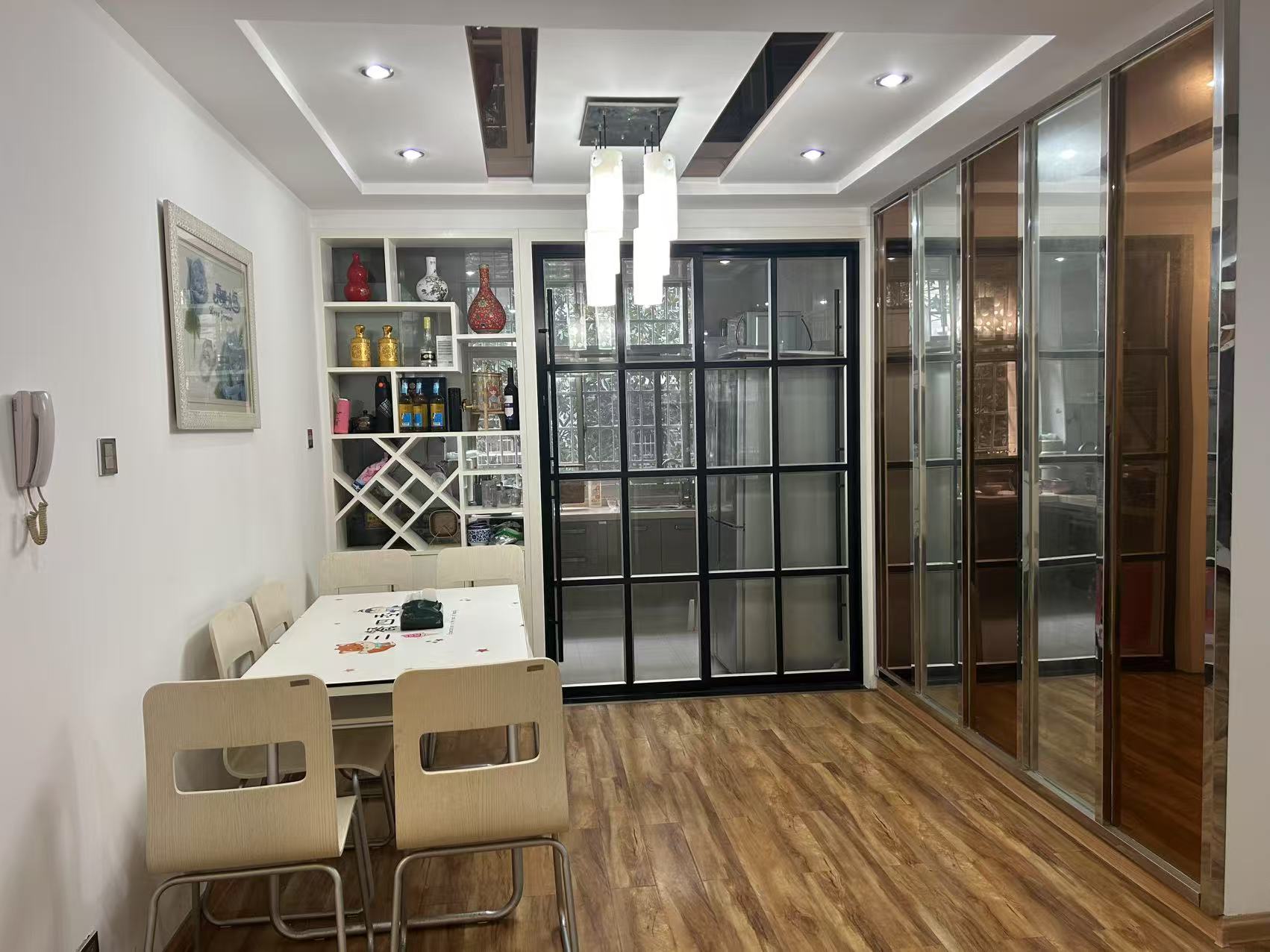 龙庭贵筑 4室2厅2卫 78.8万 龙庭贵筑 4室2厅2卫 78.8万室内图