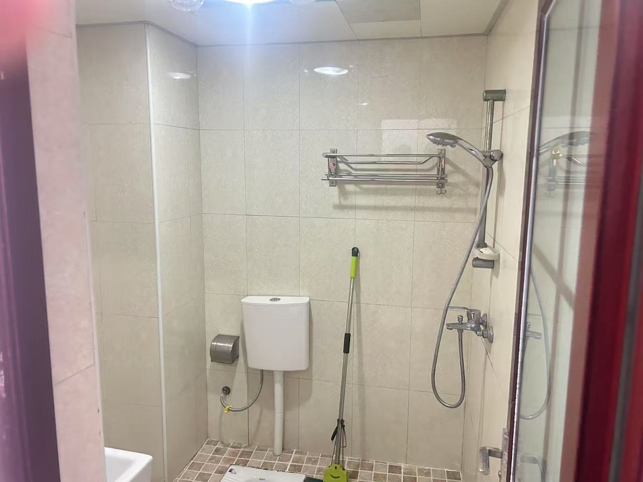 立方大厦  3室2厅1卫   1500.00元/月室内图