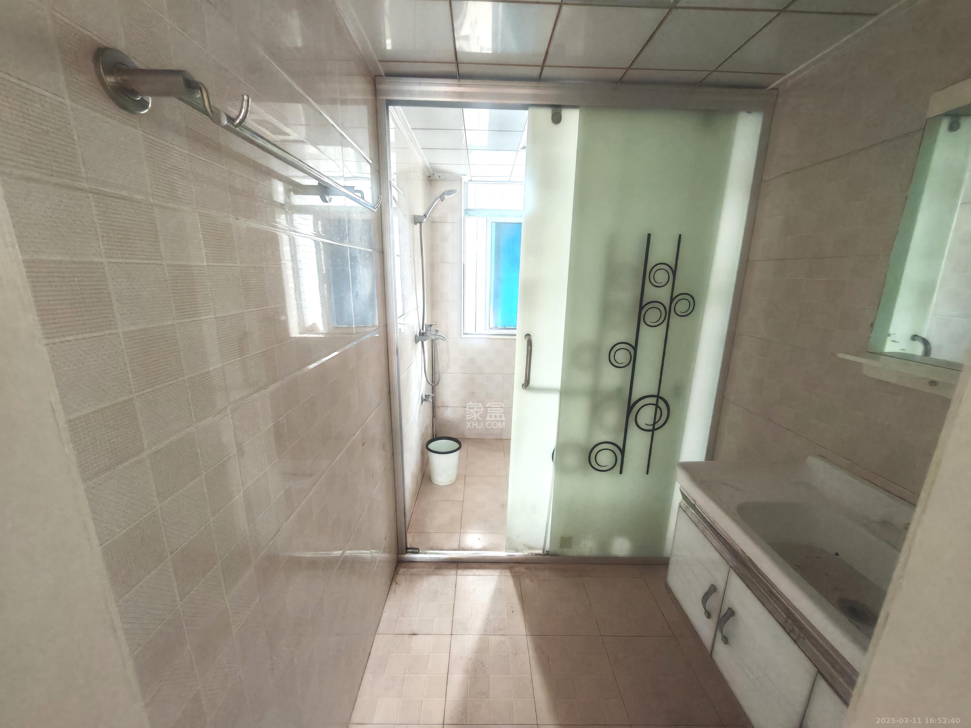 锑都家园 3室2厅2卫 1400.0元/月 锑都家园 3室2厅2卫 1400.0元/月室内图