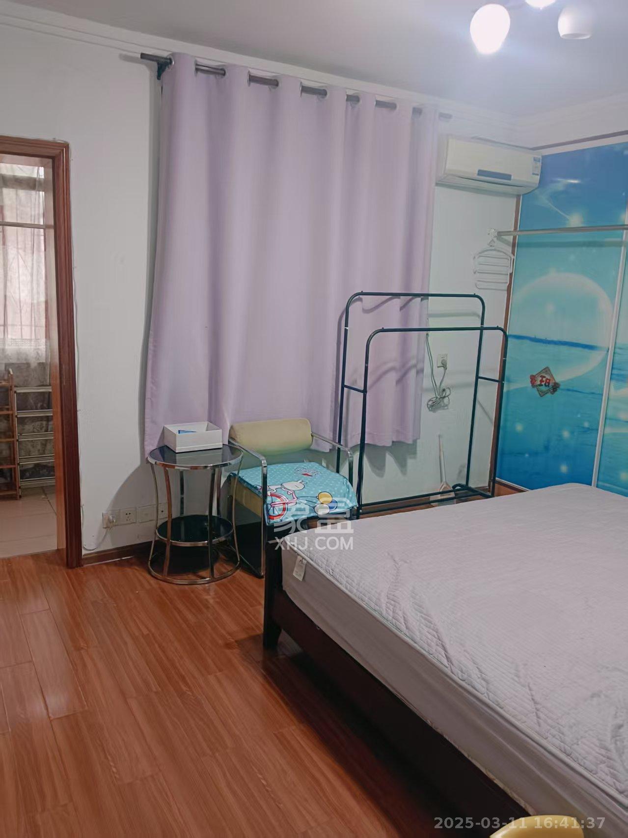 自然小区  3室2厅1卫   1500.00元/月室内图
