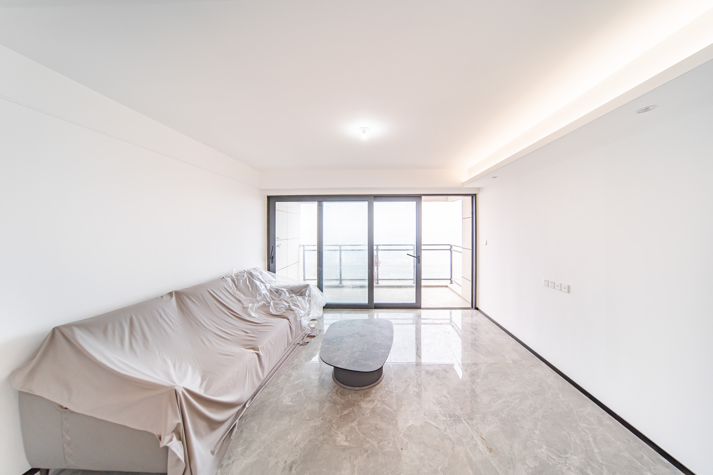 保利天汇 4室2厅2卫 171.0万 保利天汇 4室2厅2卫 171.0万客厅