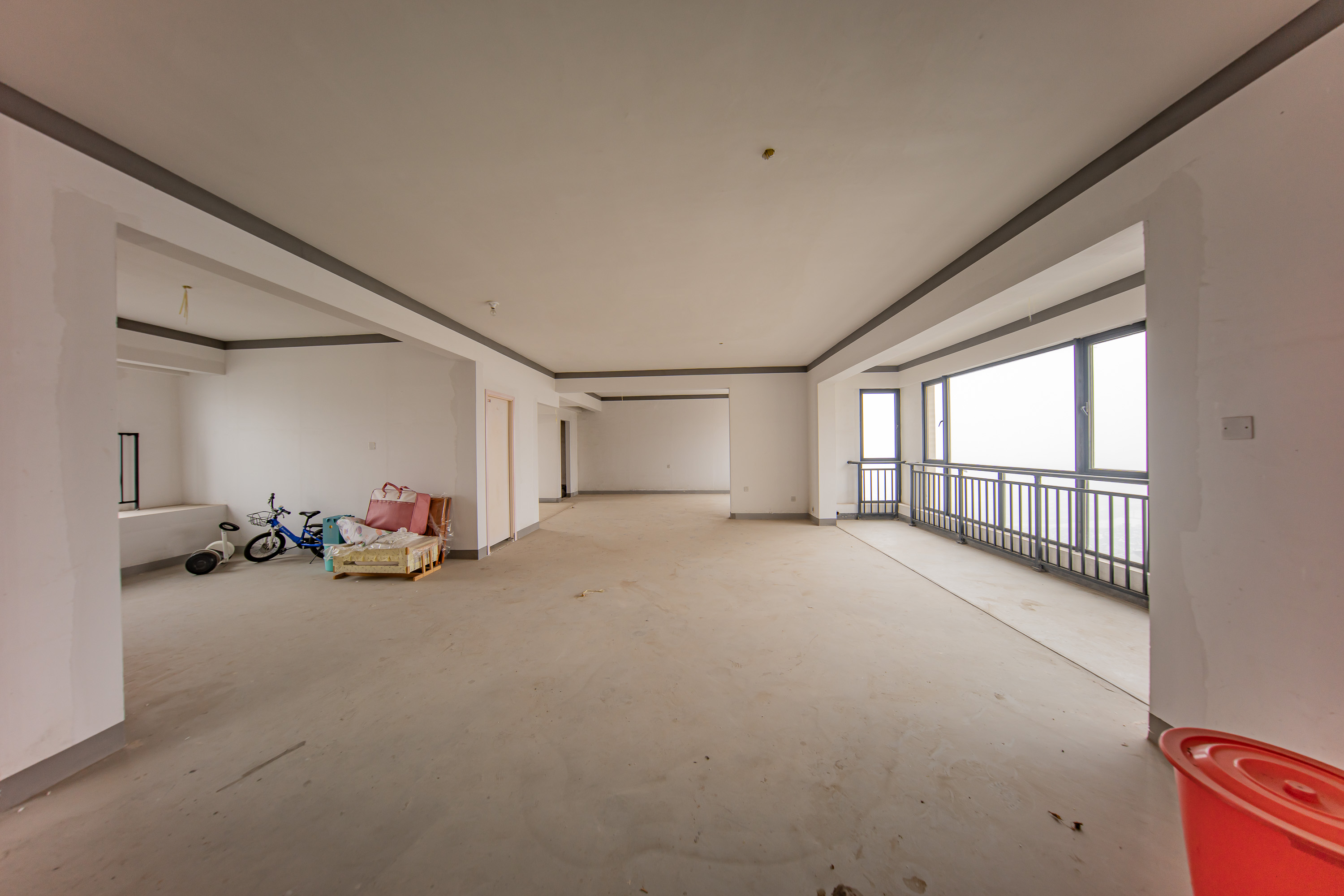 建投象山国际  4室2厅2卫    149.8万 建投象山国际  4室2厅2卫    149.8万客厅