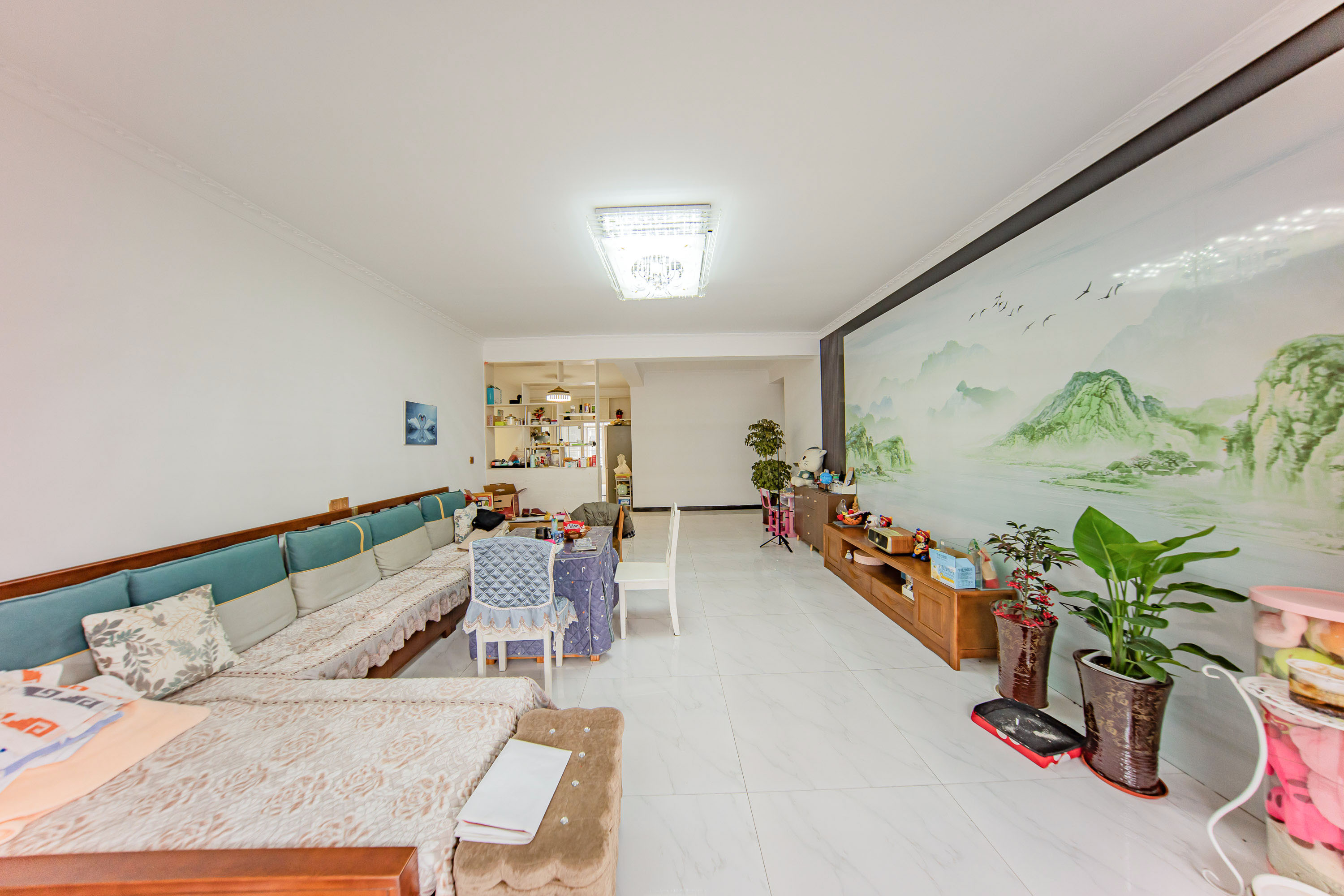 锑都家园 3室2厅2卫 68.0万 锑都家园 3室2厅2卫 68.0万客厅