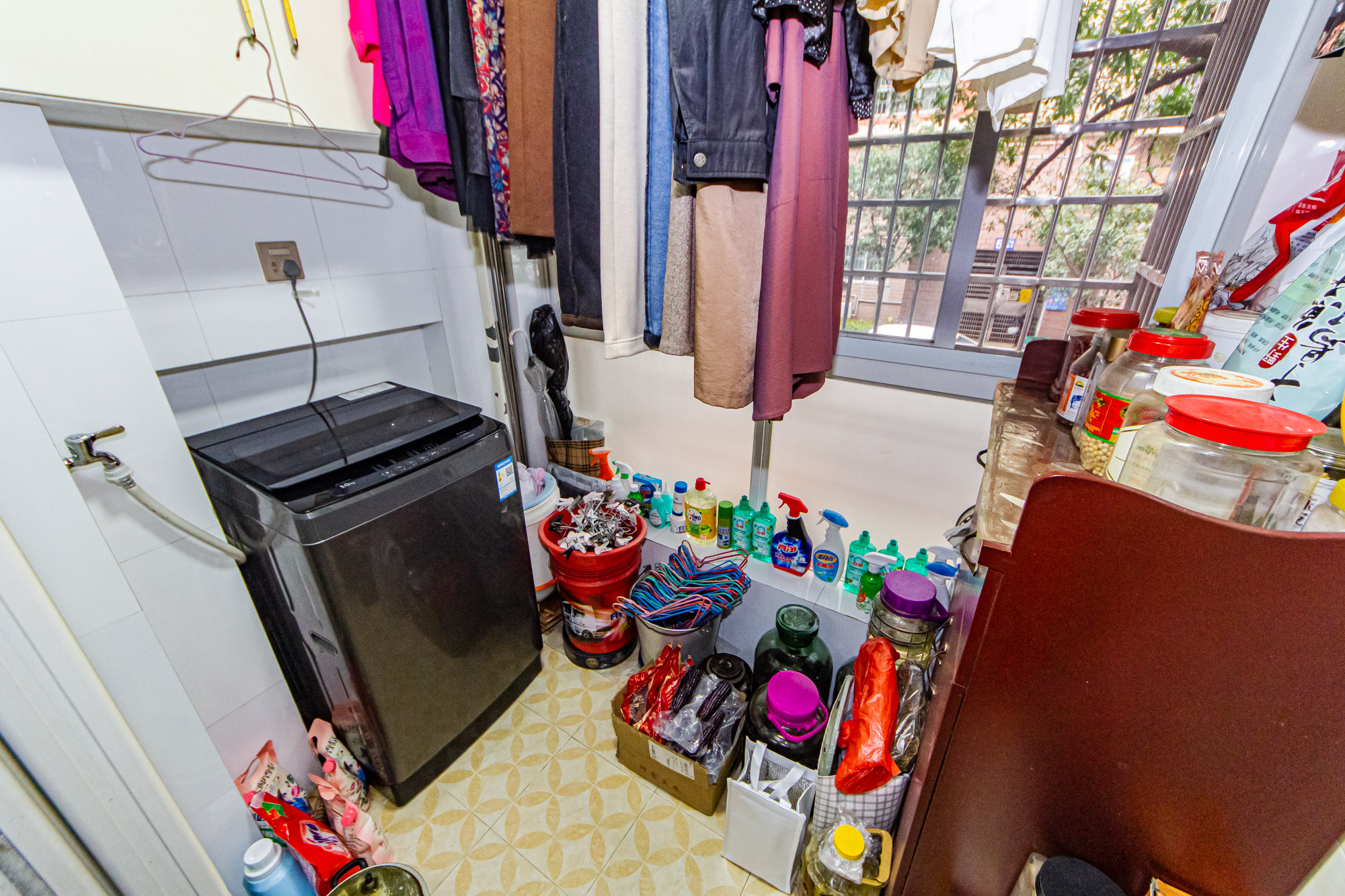 滨江美寓(滨江丽园) 3室2厅1卫 90.0万 滨江美寓(滨江丽园) 3室2厅1卫 90.0万阳台