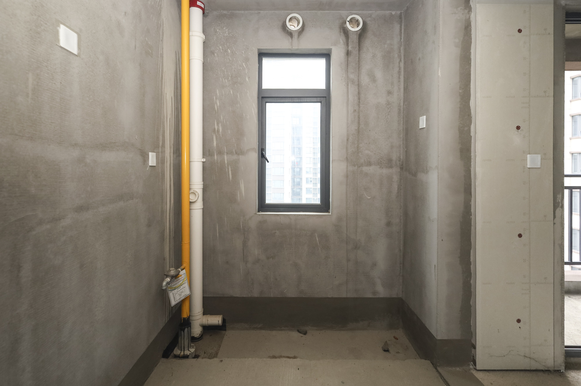 日盛湖湘府 4室2厅2卫 75.0万 日盛湖湘府 4室2厅2卫 75.0万厨房