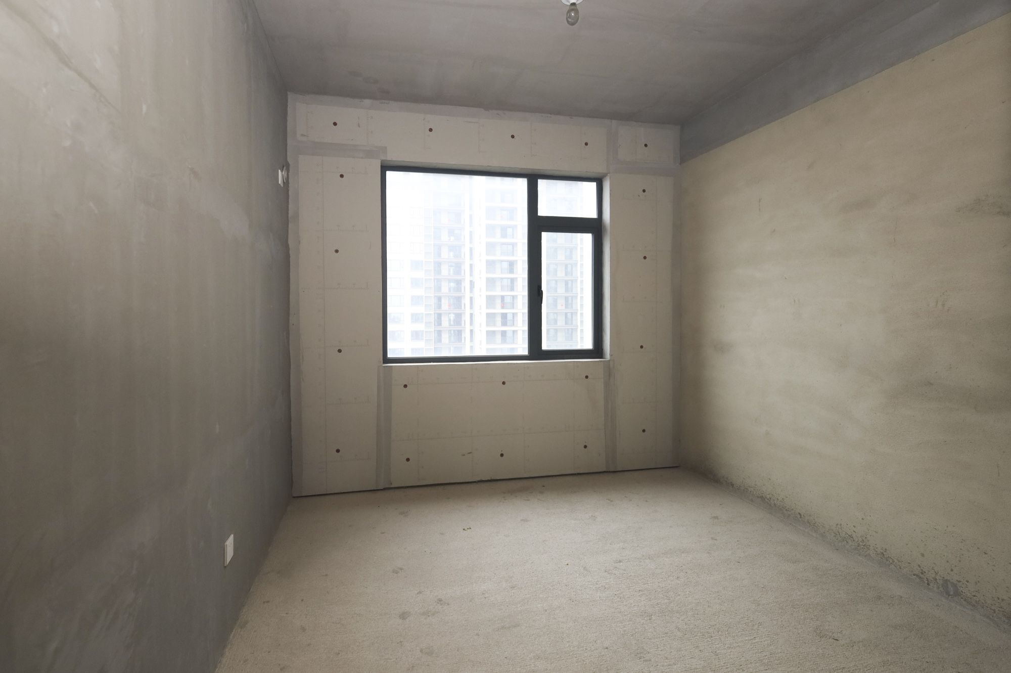 日盛湖湘府 4室2厅2卫 75.0万 日盛湖湘府 4室2厅2卫 75.0万卧室