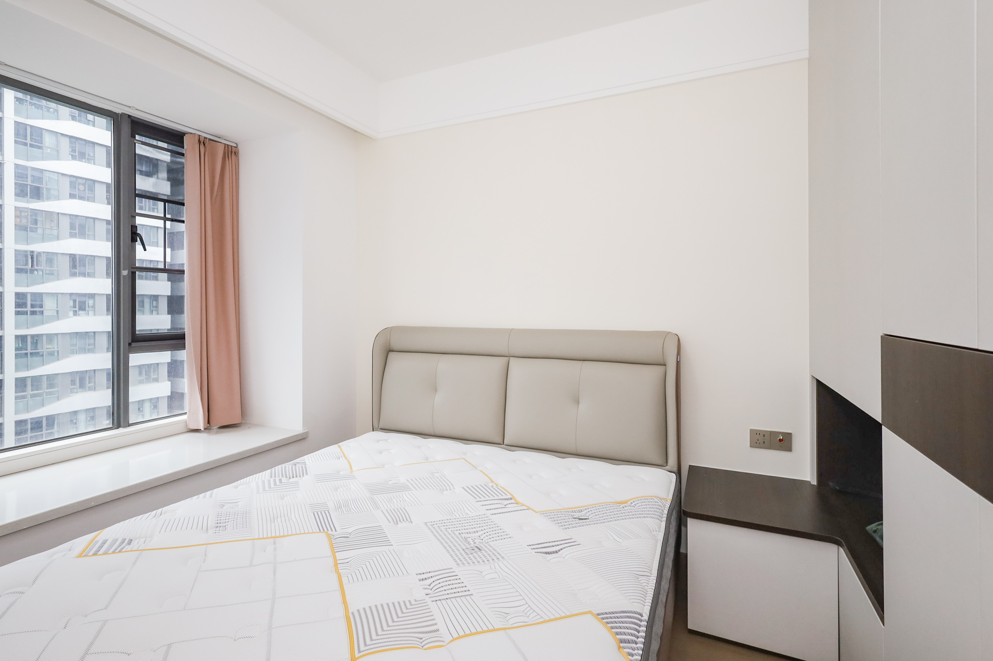 复地滨江金融中心  3室2厅2卫    200.0万 复地滨江金融中心  3室2厅2卫    200.0万卧室