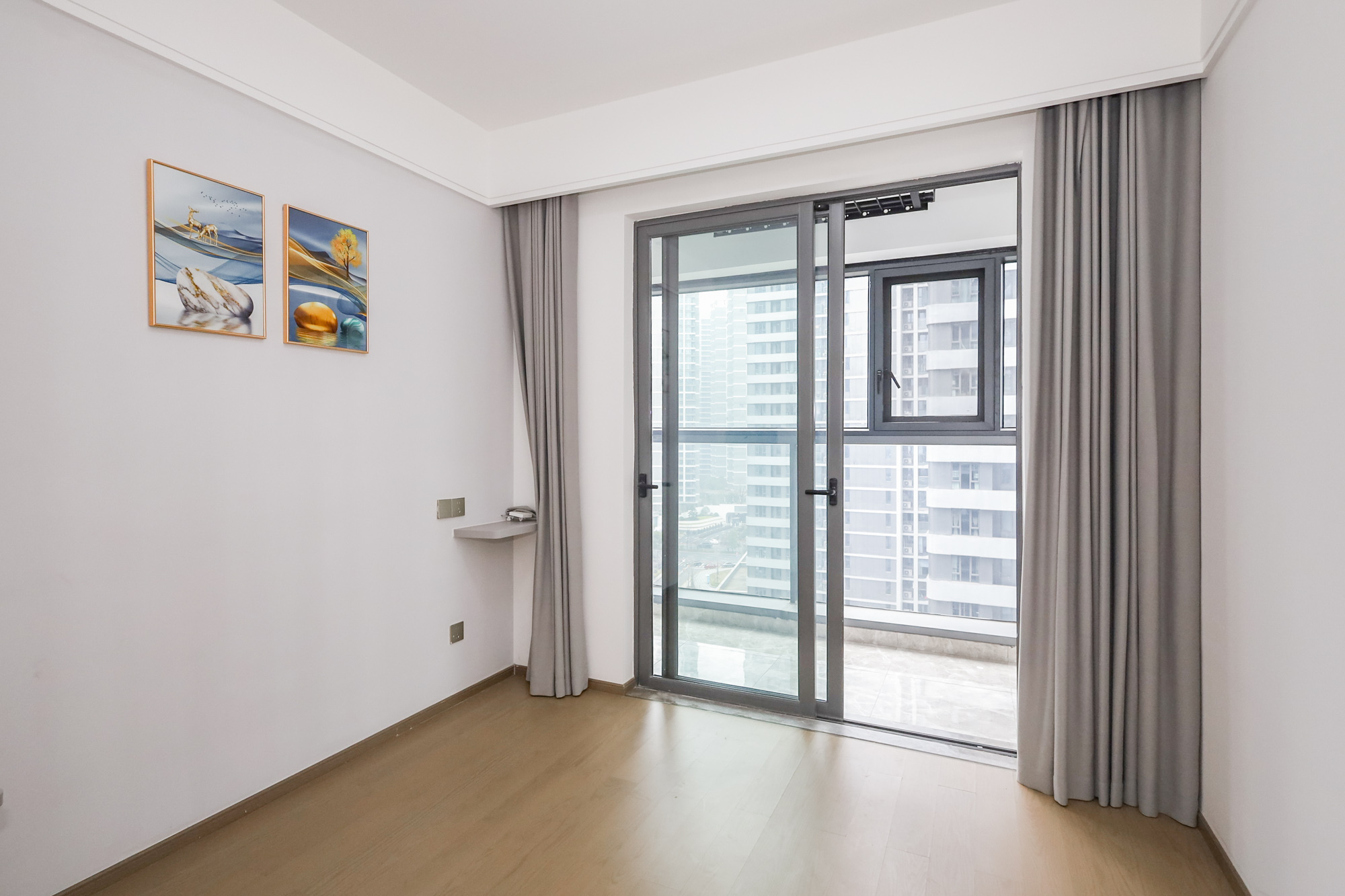 复地滨江金融中心  3室2厅2卫    200.0万 复地滨江金融中心  3室2厅2卫    200.0万卧室