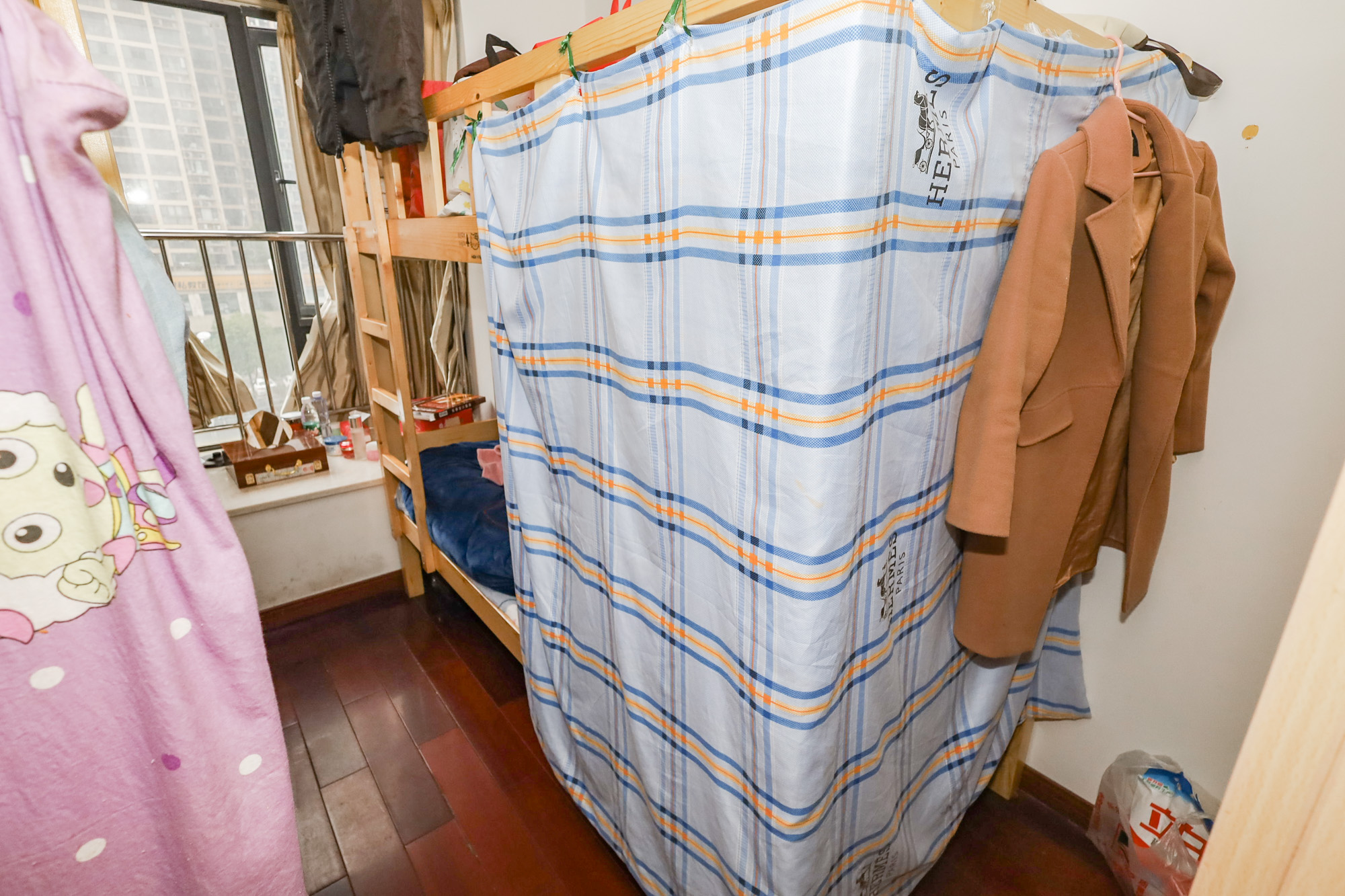 钰龙天下一期  3室2厅1卫   260.00万卧室