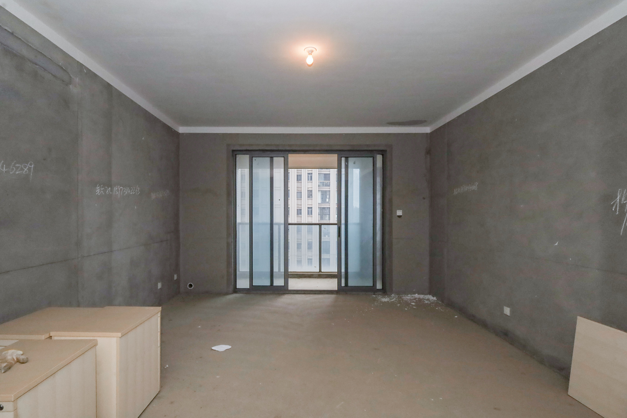 八方小区B区  3室2厅2卫    430.0万 八方小区B区  3室2厅2卫    430.0万客厅