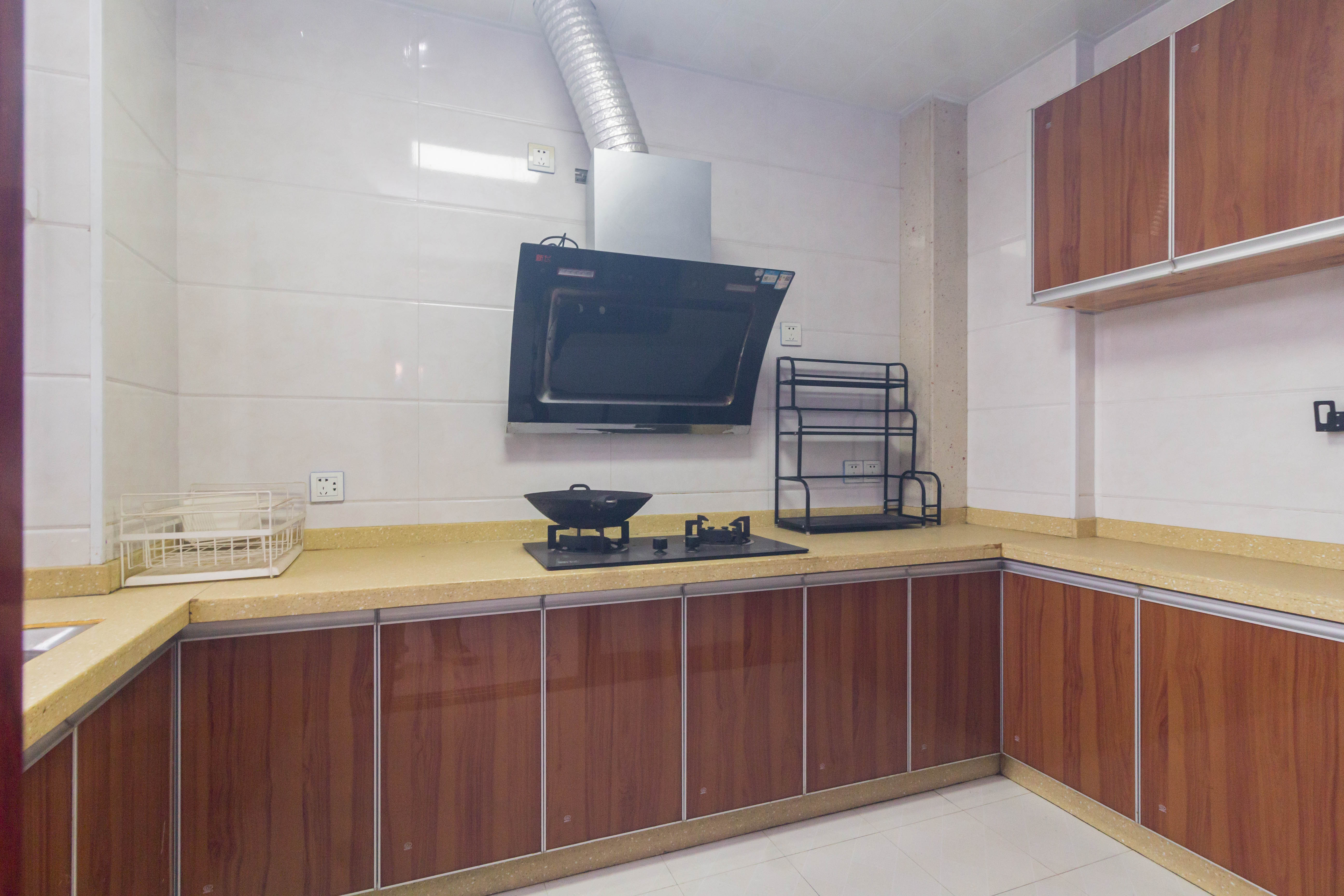 湘预家园  4室2厅2卫    105.8万 湘预家园  4室2厅2卫    105.8万厨房